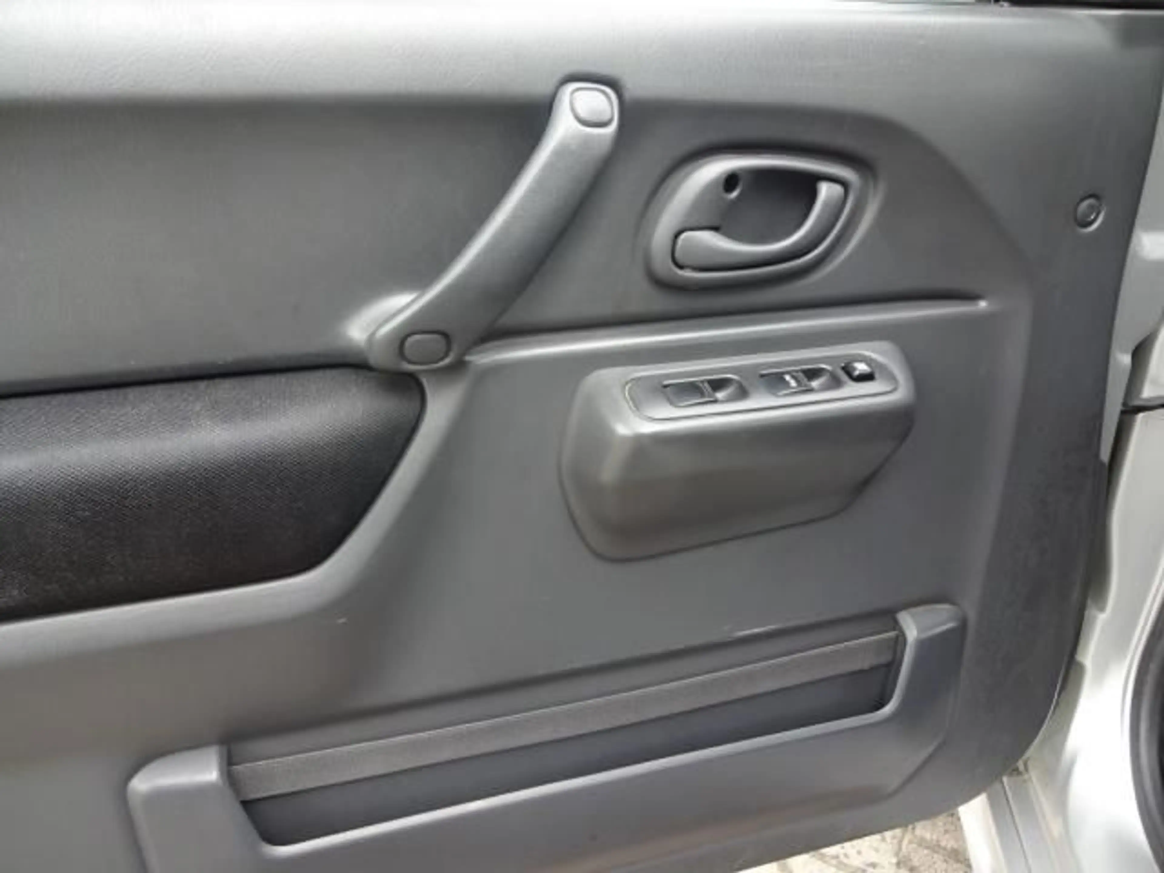 Suzuki Jimny JIMNY 1.3 M/T 4X4 COMFORT KLIMA ALLRAD AHZV CD — photo 10