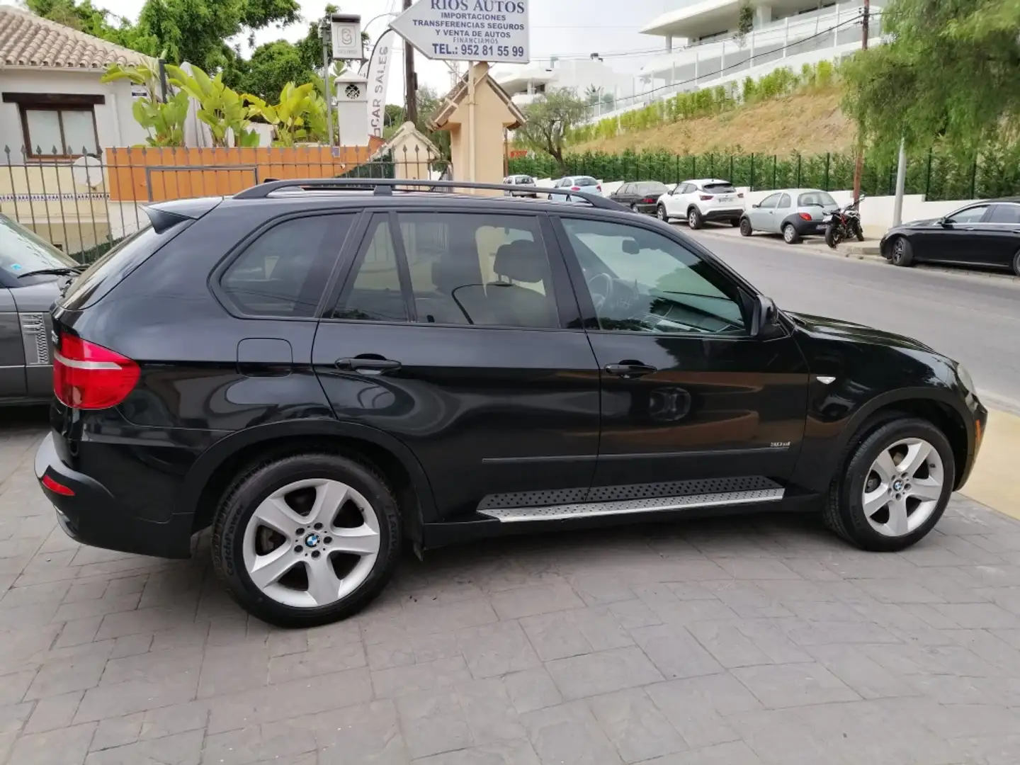 BMW X5 3.0siA Zwart - 2