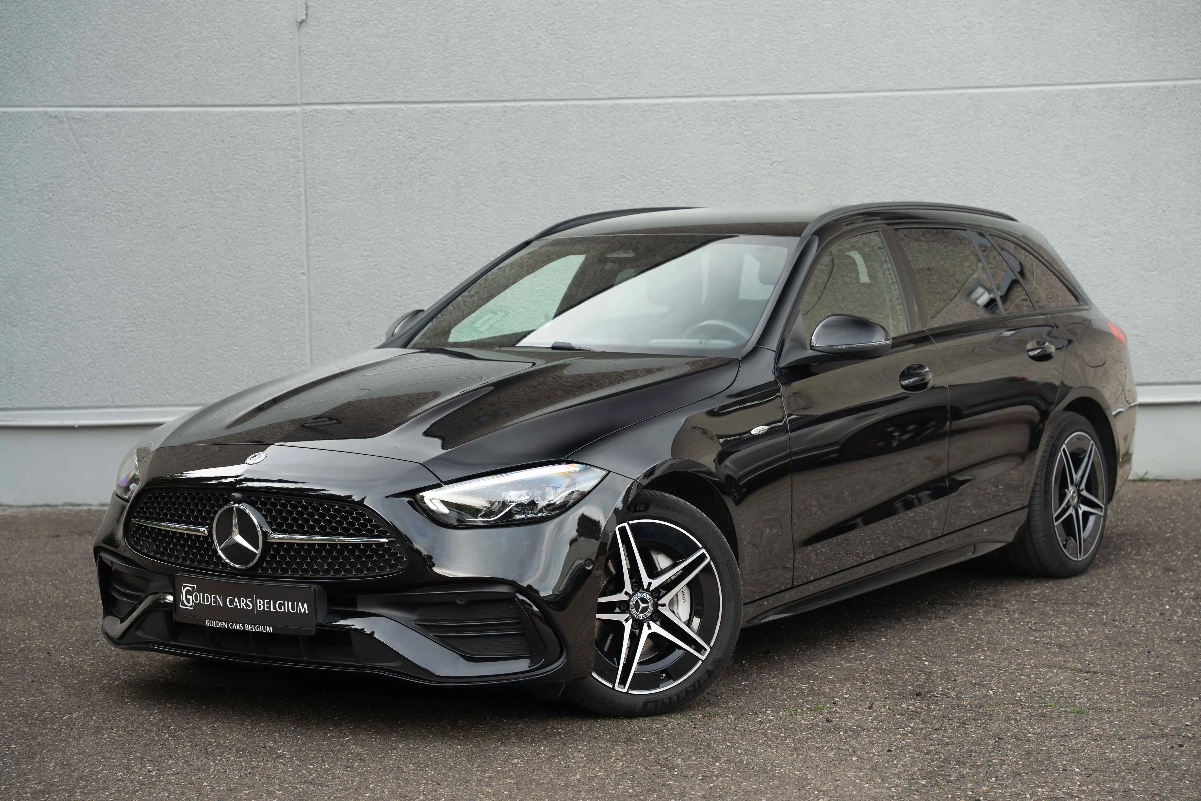 Mercedes-Benz C 300 de T 4M AMG-LINE/LED/MEMORY/AMBIENTE/CARPLAY/CAMERA — photo 4