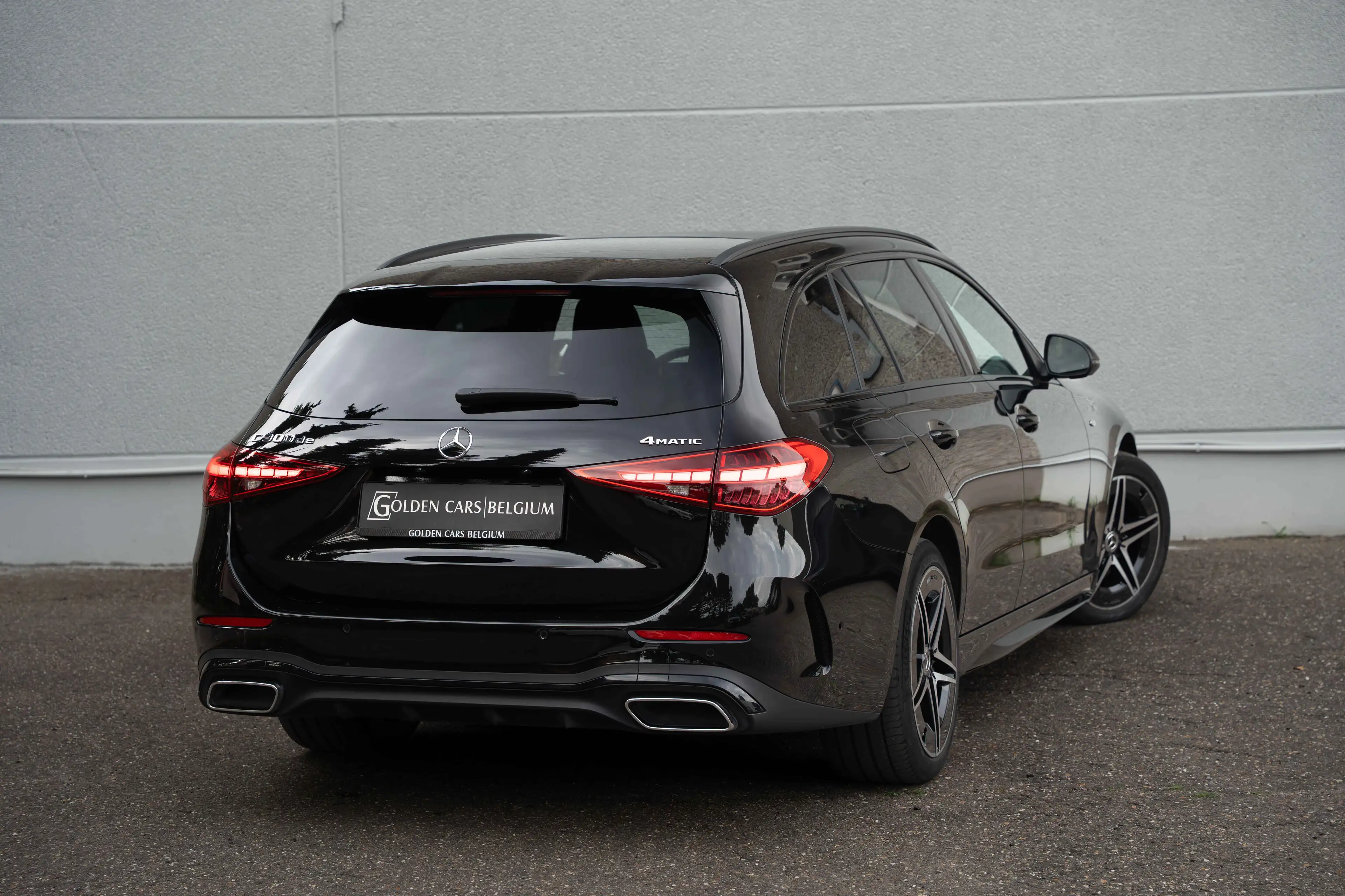Mercedes-Benz C 300 de T 4M AMG-LINE/LED/MEMORY/AMBIENTE/CARPLAY/CAMERA — photo 8