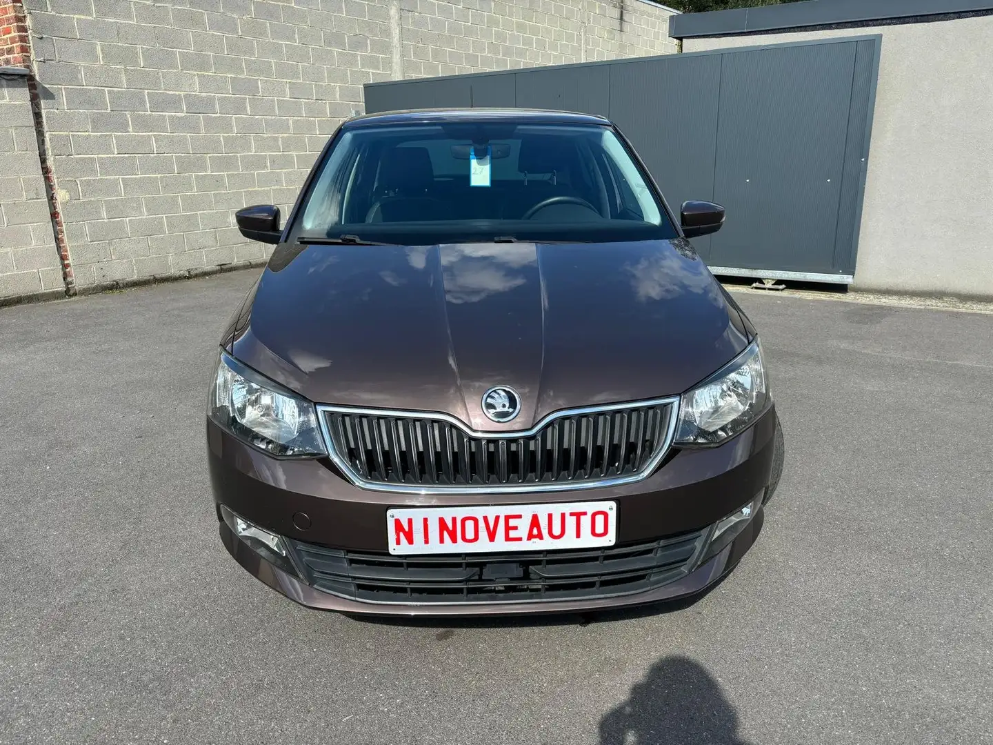 Skoda Fabia 1.0i Active*AIRCO Elect Ruiten PARKSENSOR AUX Bruin - 1