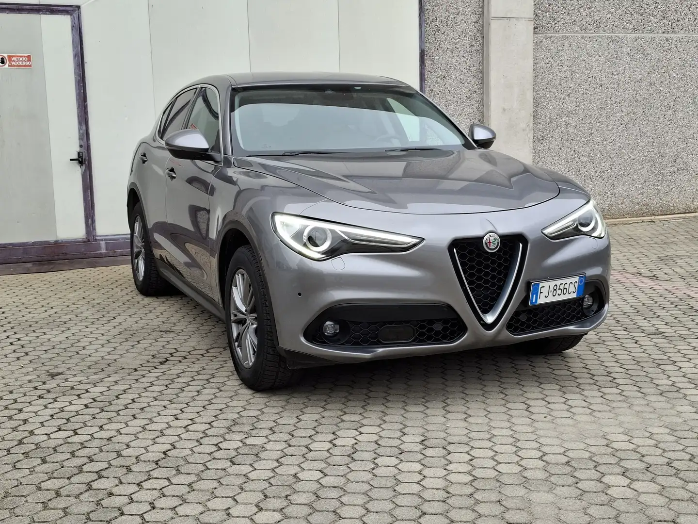 Alfa Romeo Stelvio 2.2 TD AT8 Q4 Executive *TAGLIANDI CERTIFICATI* Gris - 1