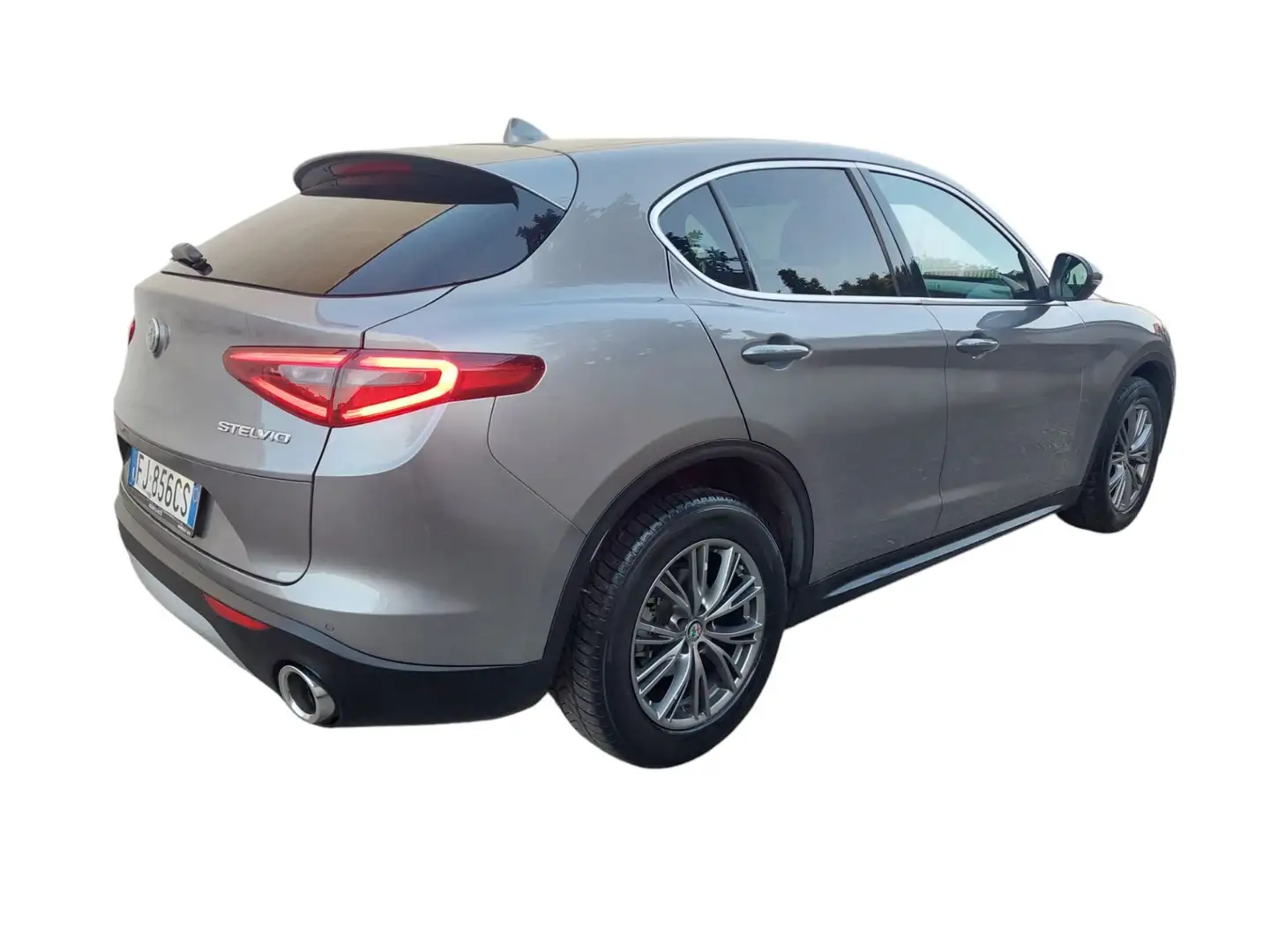 Alfa Romeo Stelvio 2.2 TD AT8 Q4 Executive *TAGLIANDI CERTIFICATI* Grau - 2