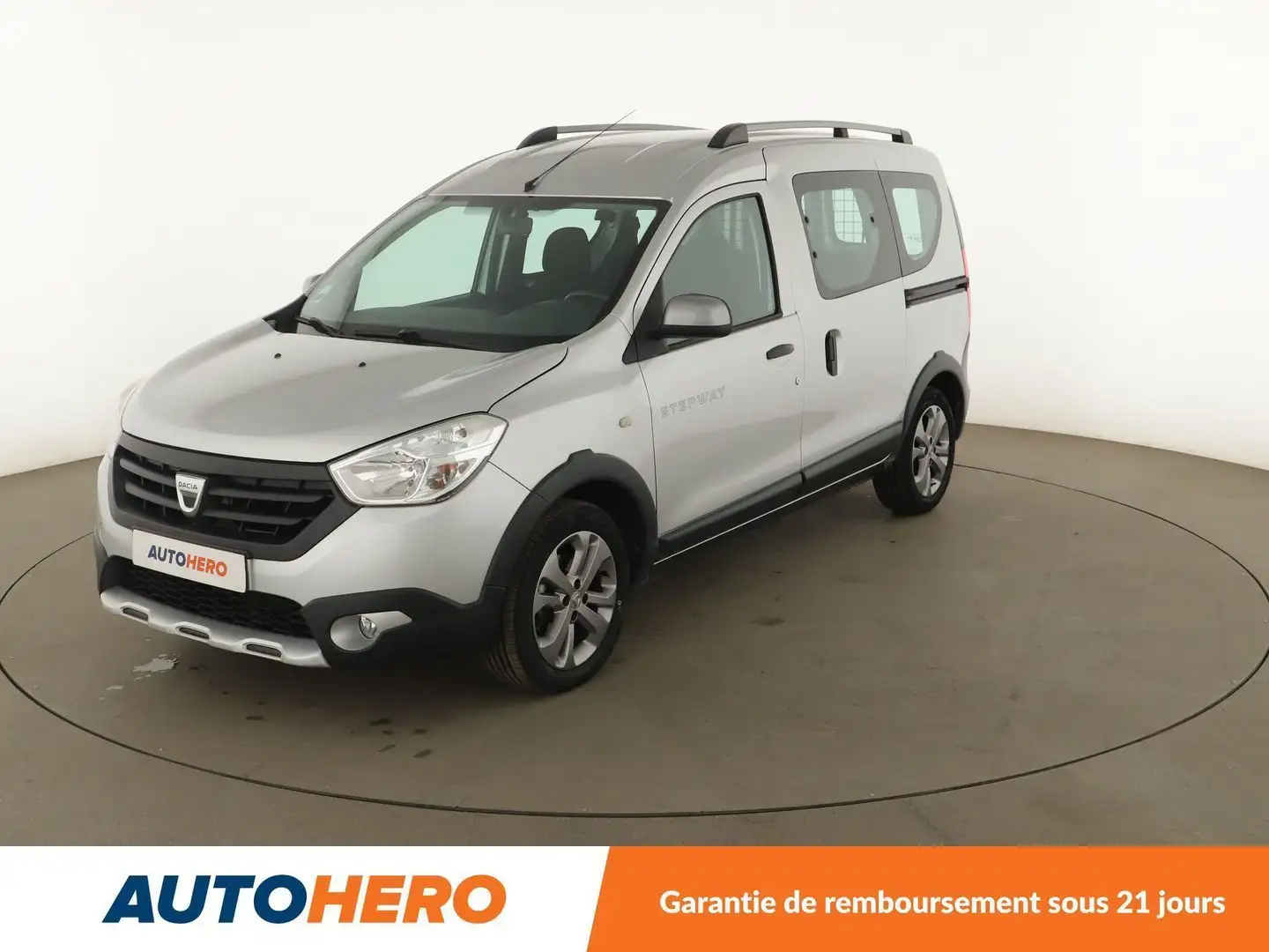 Dacia Dokker Stepway 1.2 TCe Gris - 1