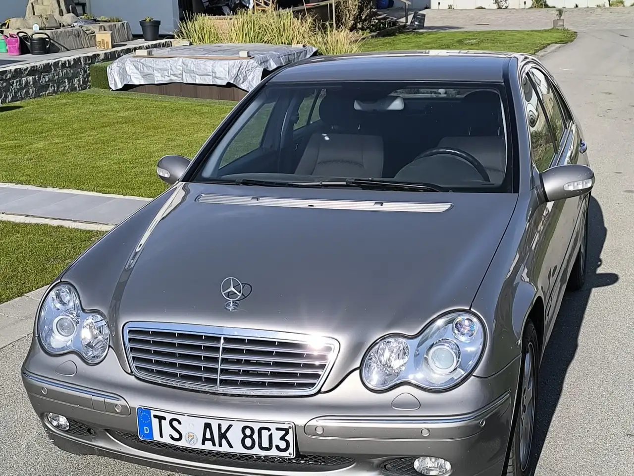 Mercedes-Benz C 240