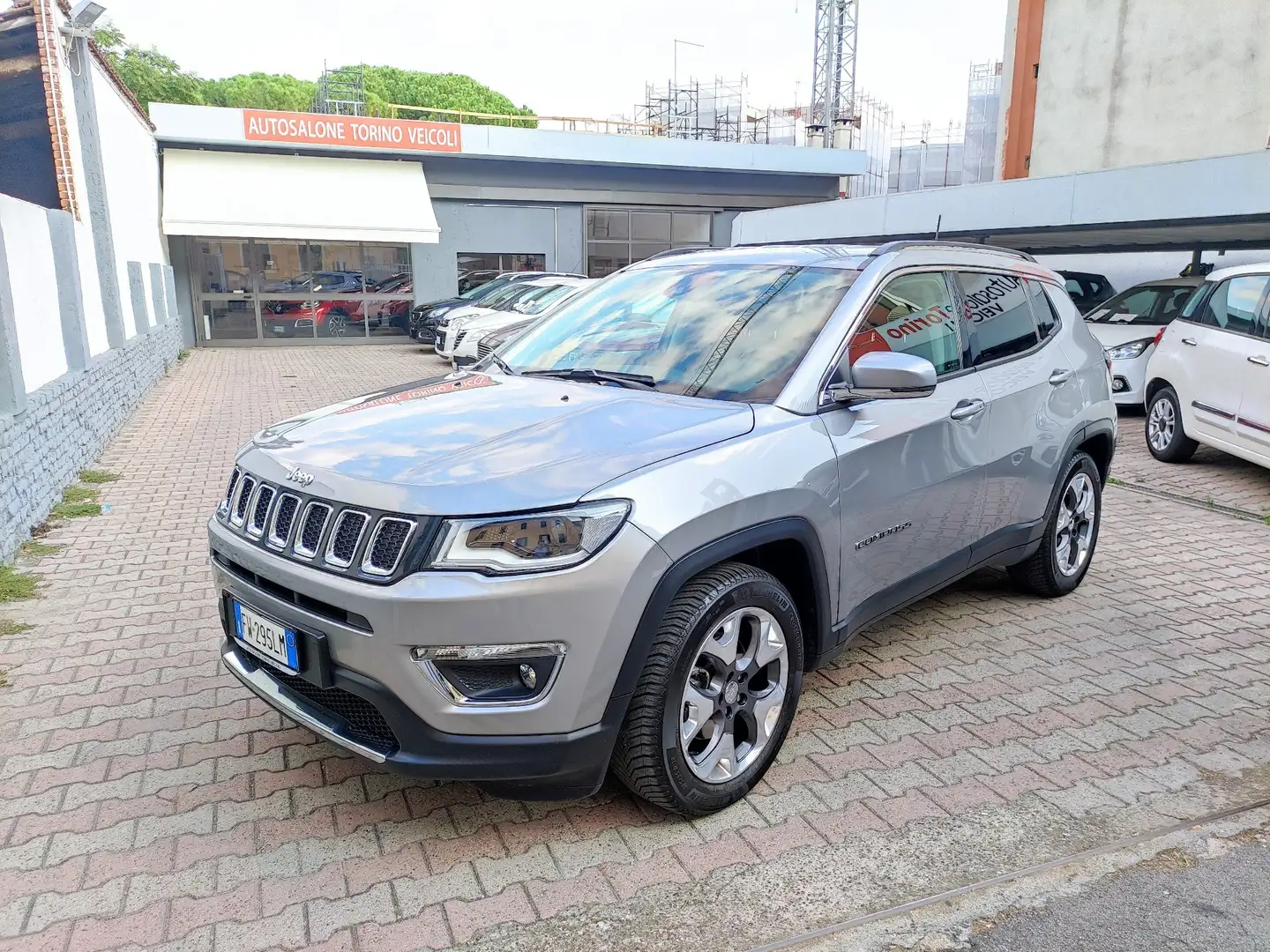 Jeep Compass Compass 1.6 mjt Limited 2wd 120cv my19 Argento - 2