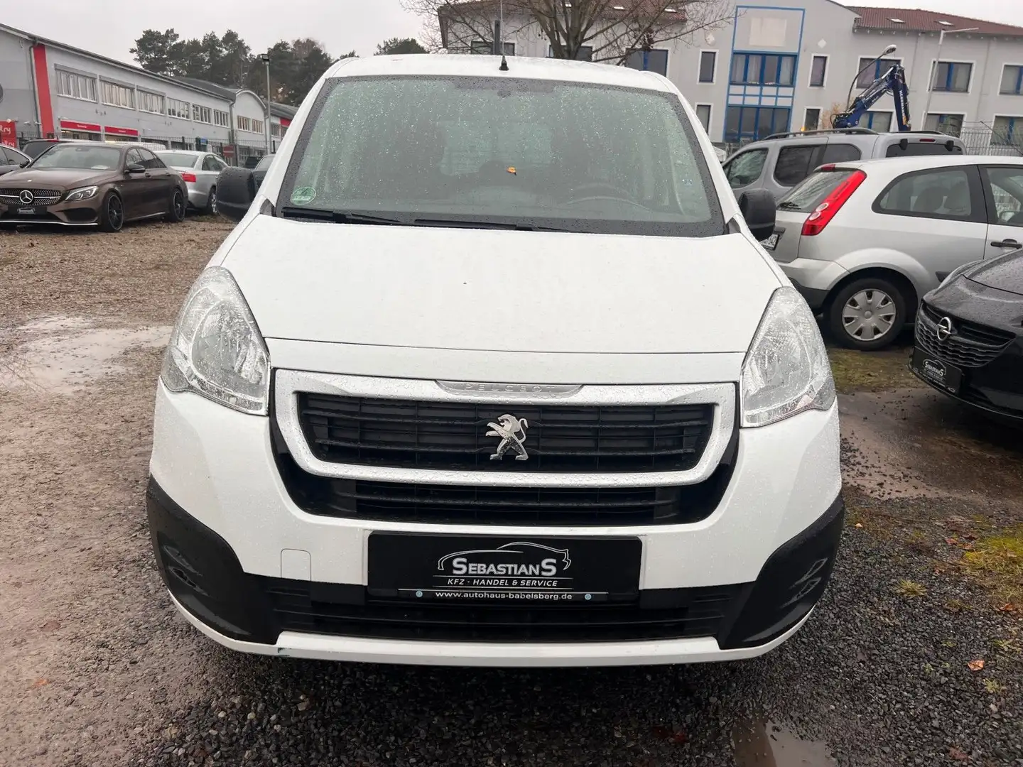 Peugeot Partner Tepee Active SHZ Klima AHK Tempomat Weiß - 2