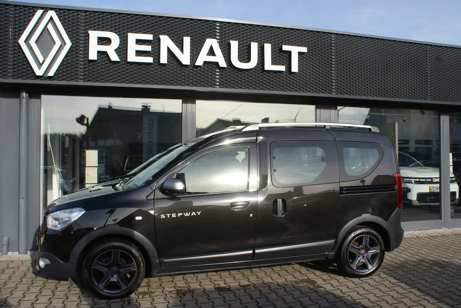 Dacia Dokker Stepway TCe 115 Sitzh., Klima, Navi Siyah - 1