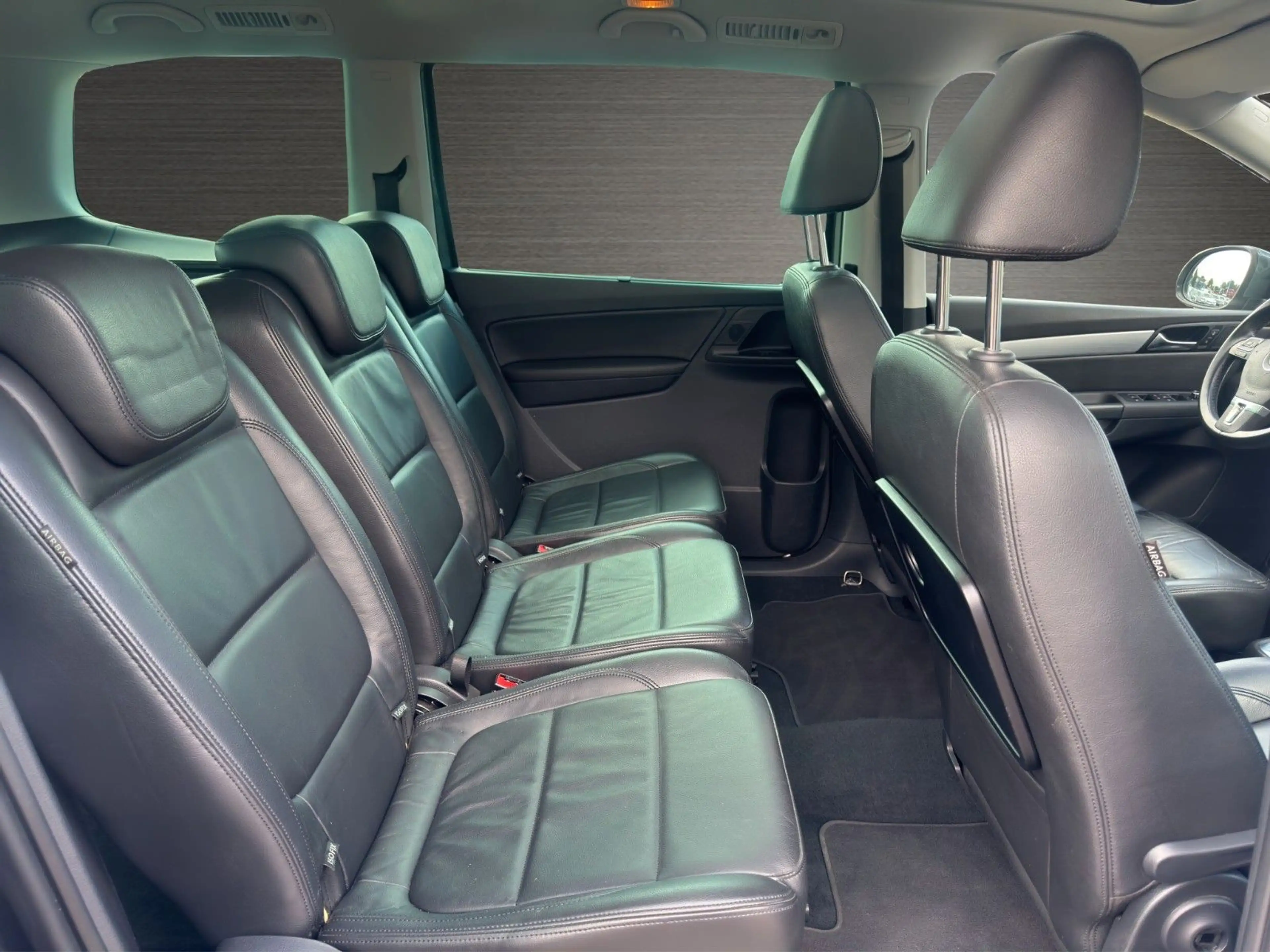 Volkswagen Sharan 2.0 TDI DSG Highline Stand. Xenon Leder — photo 13