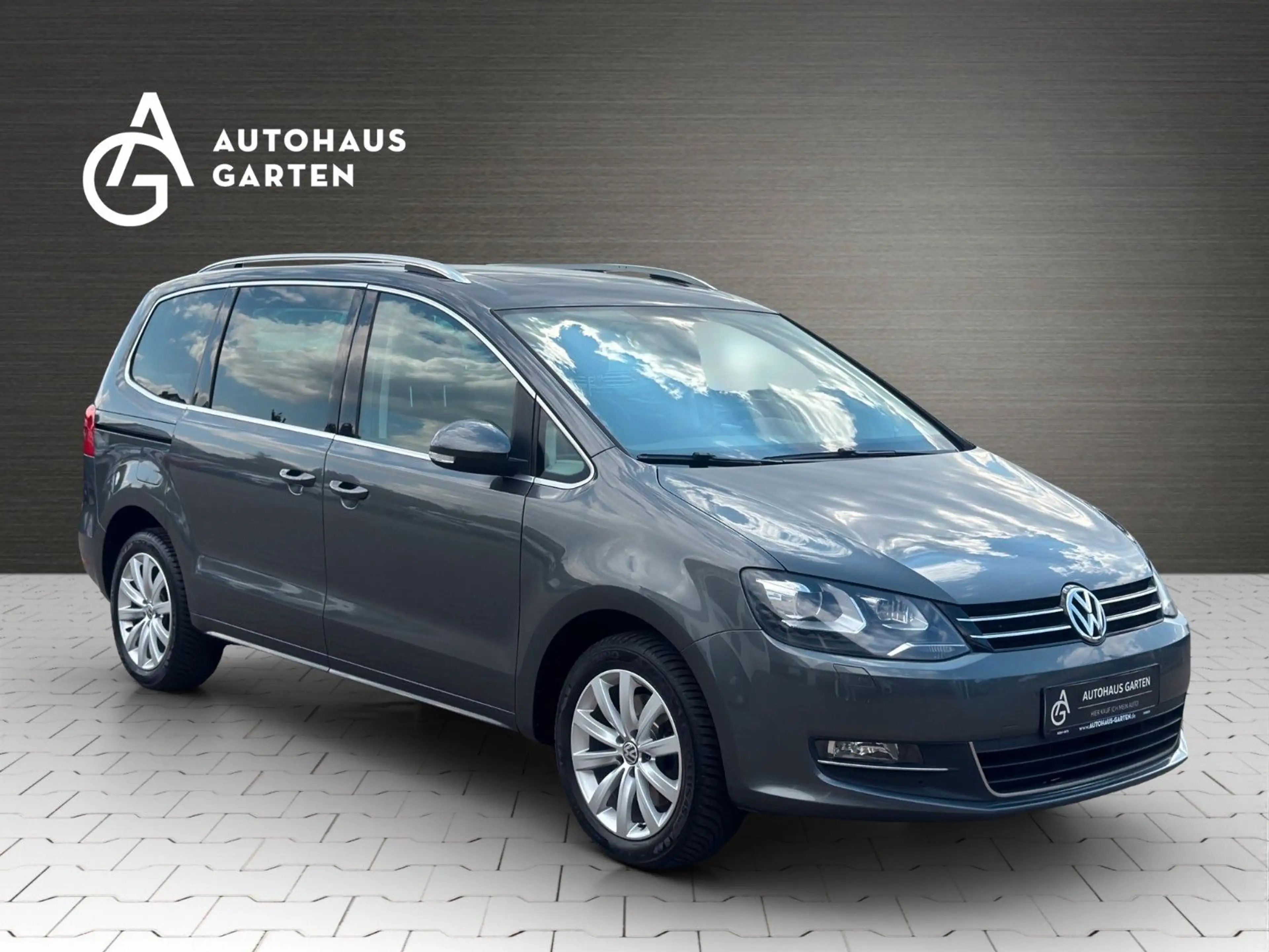 Volkswagen Sharan 2.0 TDI DSG Highline Stand. Xenon Leder — photo 8