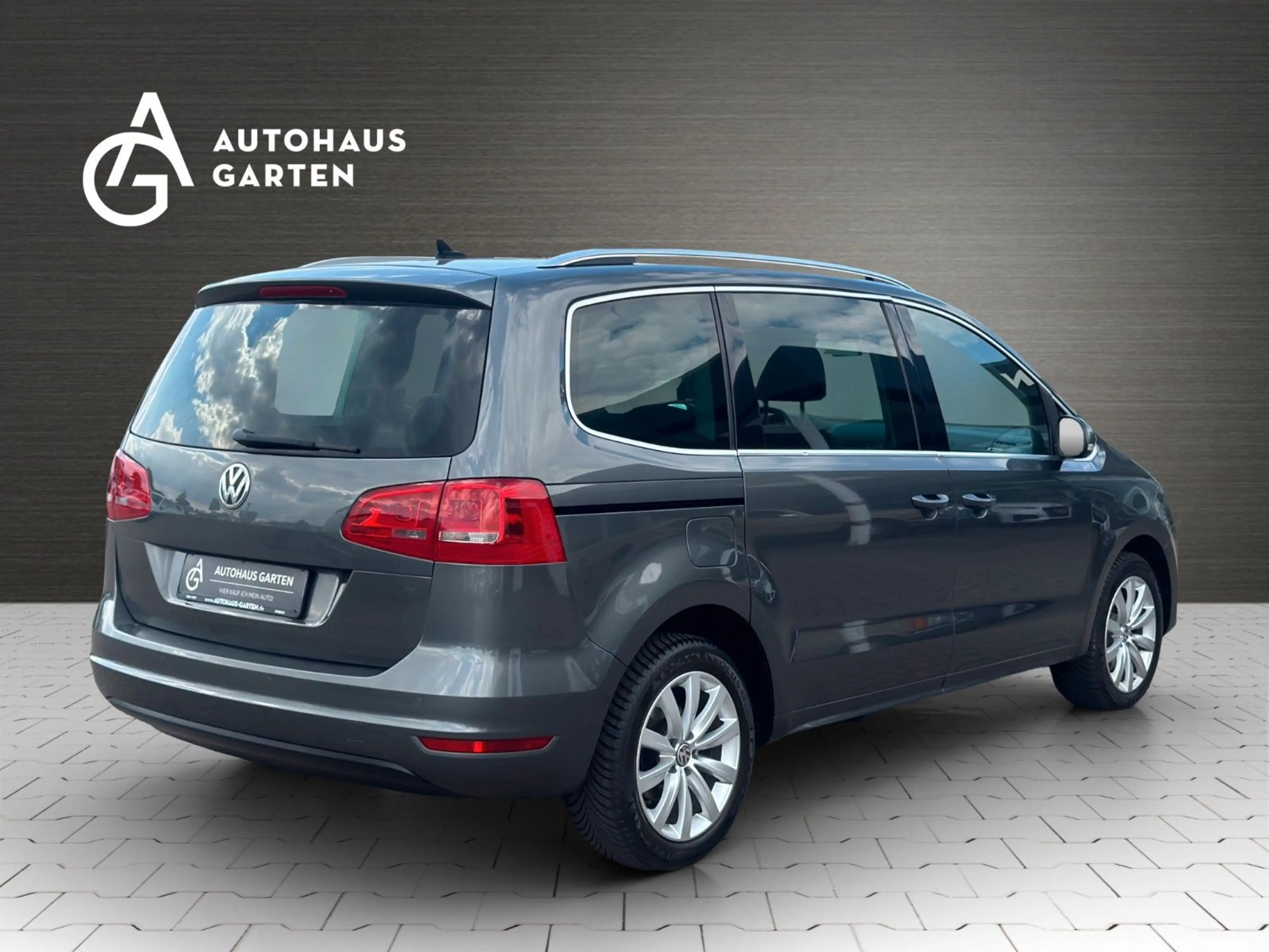 Volkswagen Sharan 2.0 TDI DSG Highline Stand. Xenon Leder — photo 6