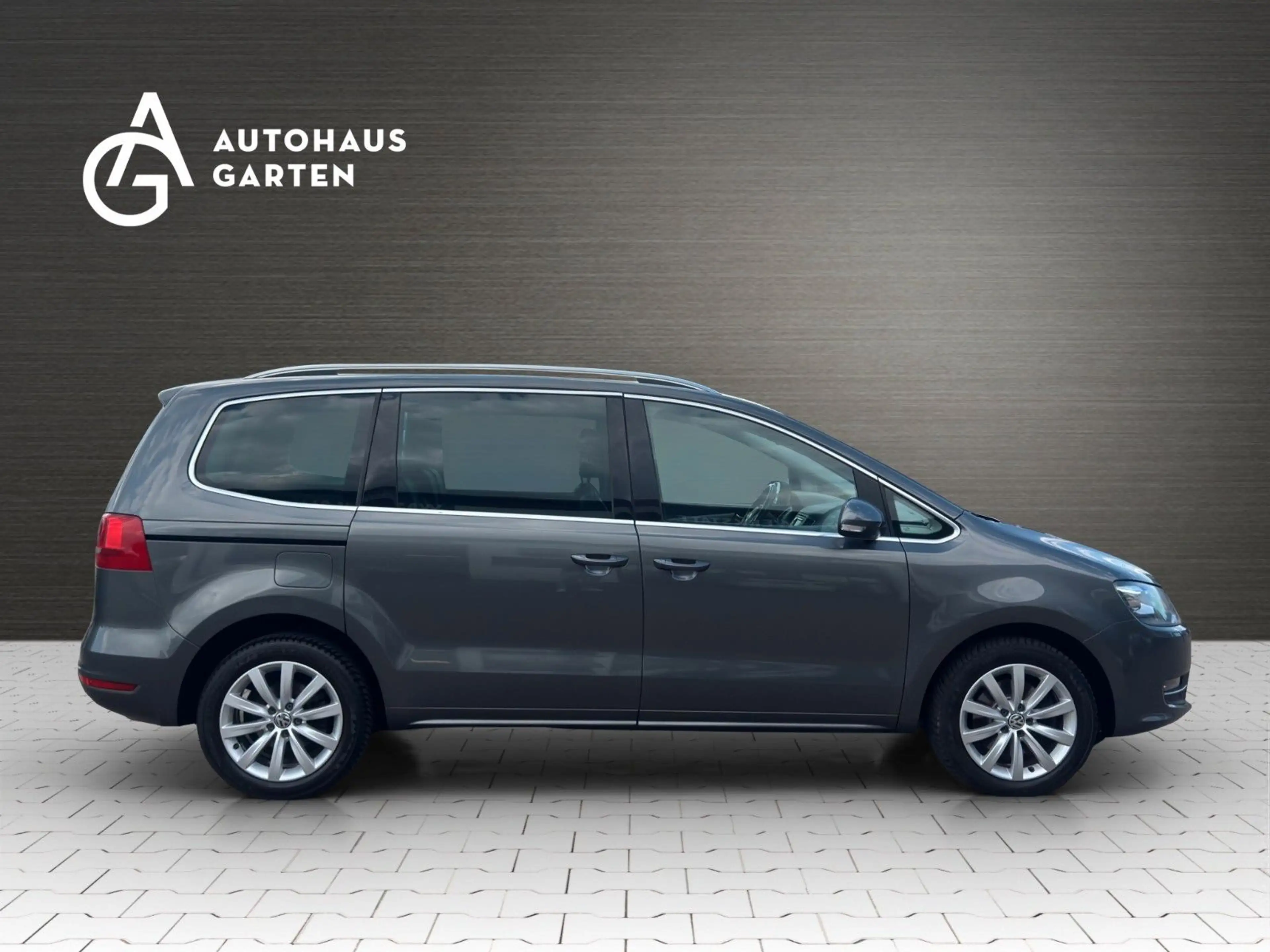 Volkswagen Sharan 2.0 TDI DSG Highline Stand. Xenon Leder — photo 7