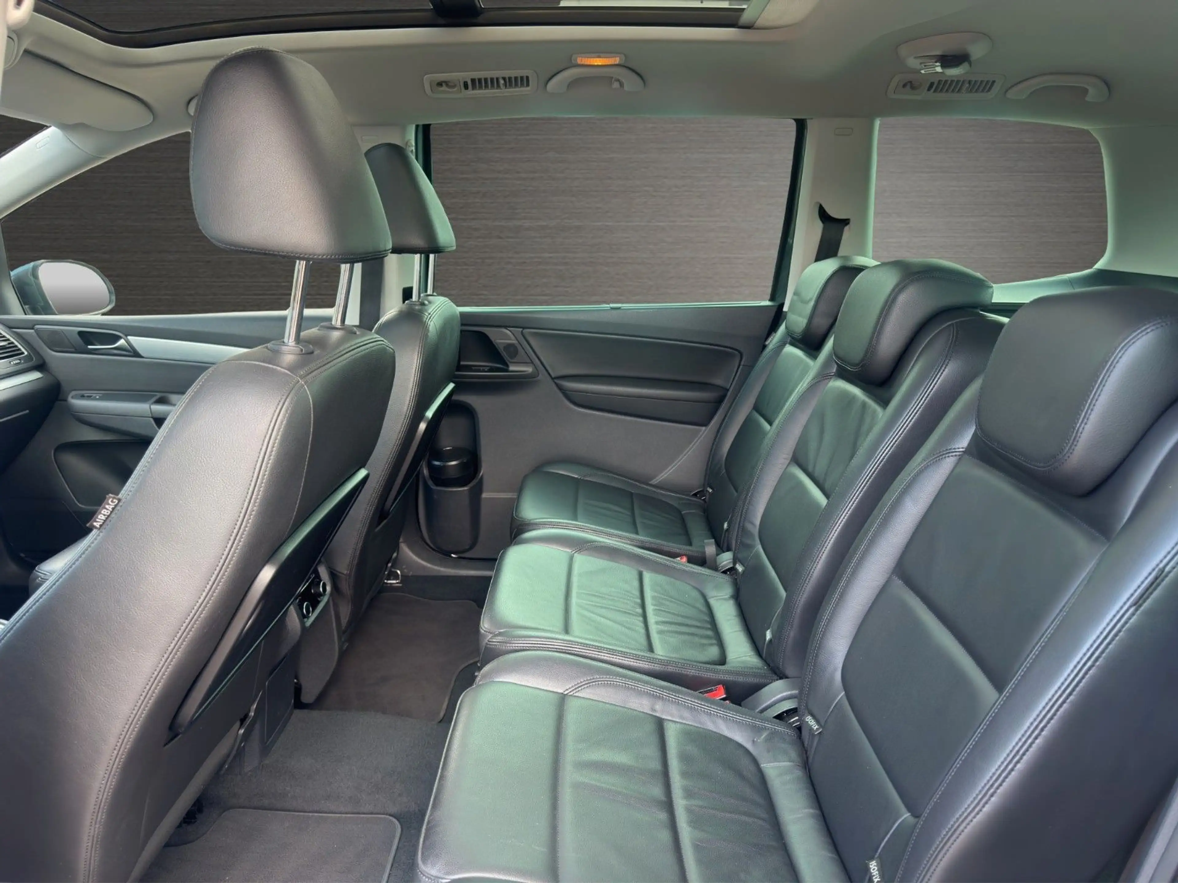 Volkswagen Sharan 2.0 TDI DSG Highline Stand. Xenon Leder — photo 12