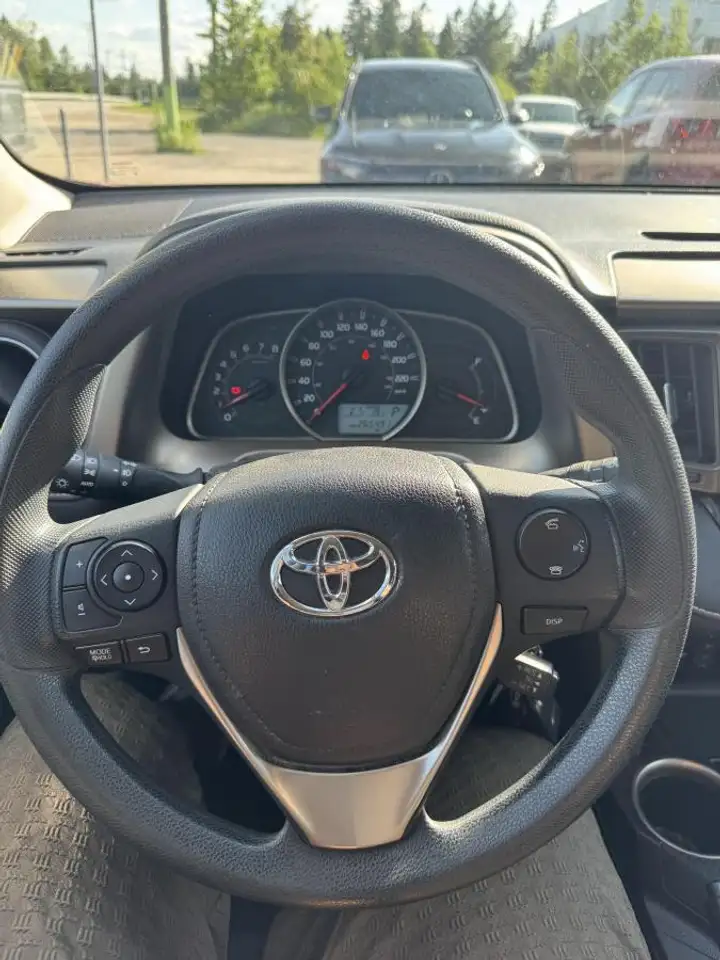 Toyota RAV 4 photo Toyota RAV 4