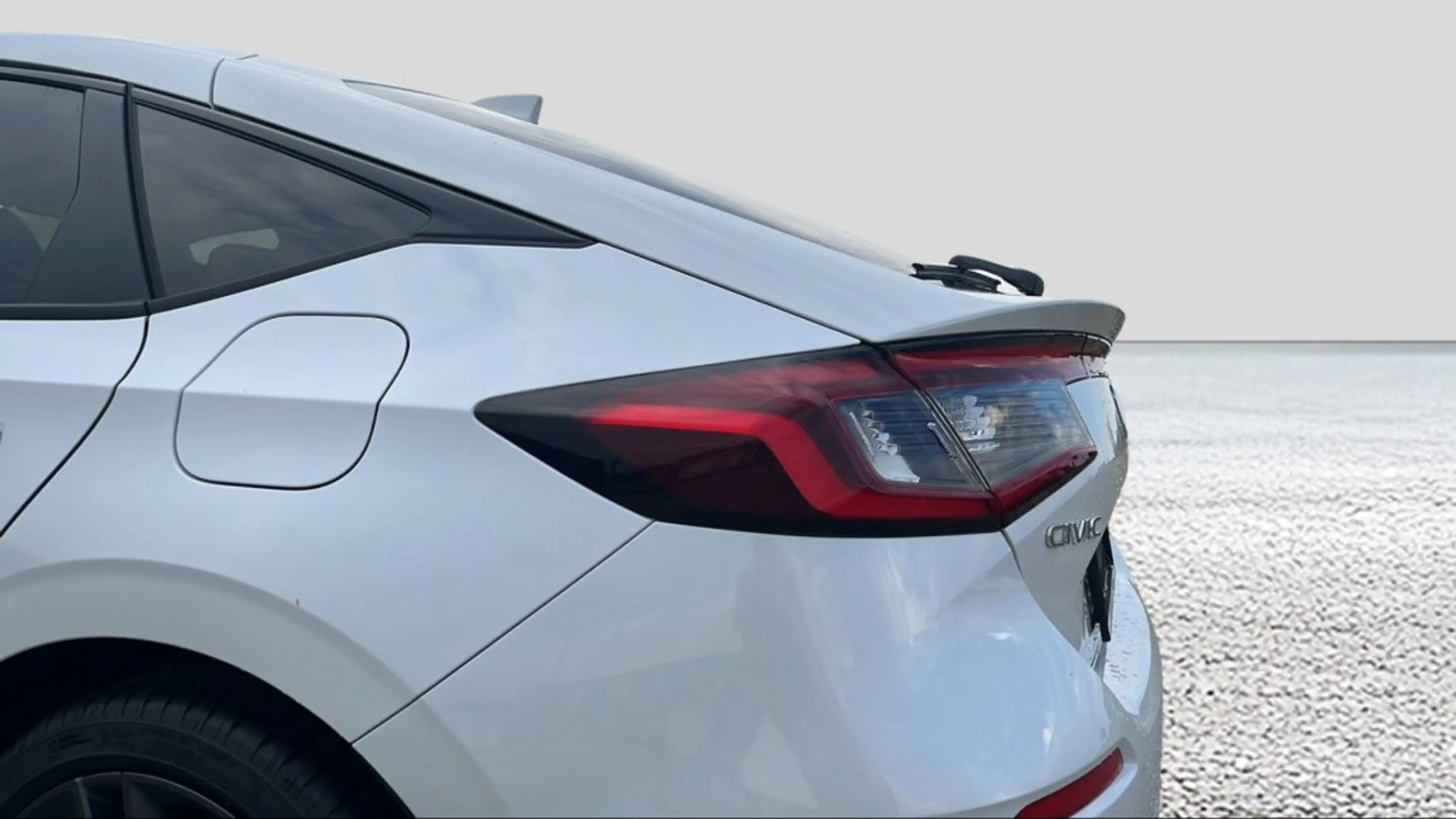 Honda Civic e:HEV 2.0 eCVT Sport — photo 13