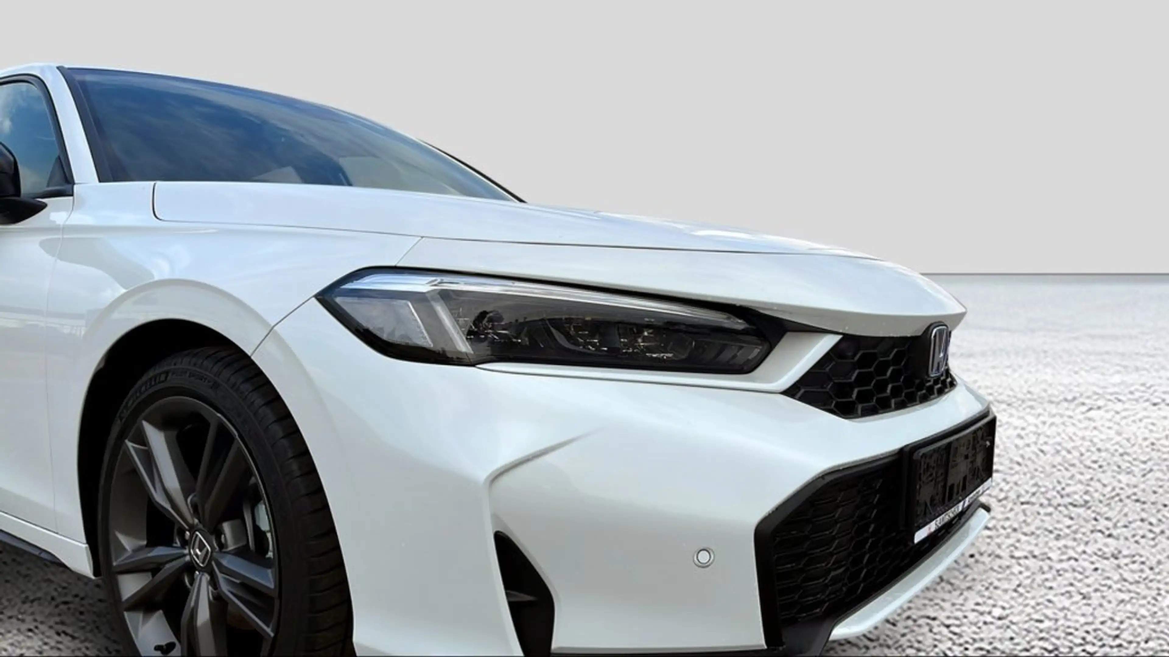Honda Civic e:HEV 2.0 eCVT Sport — photo 14