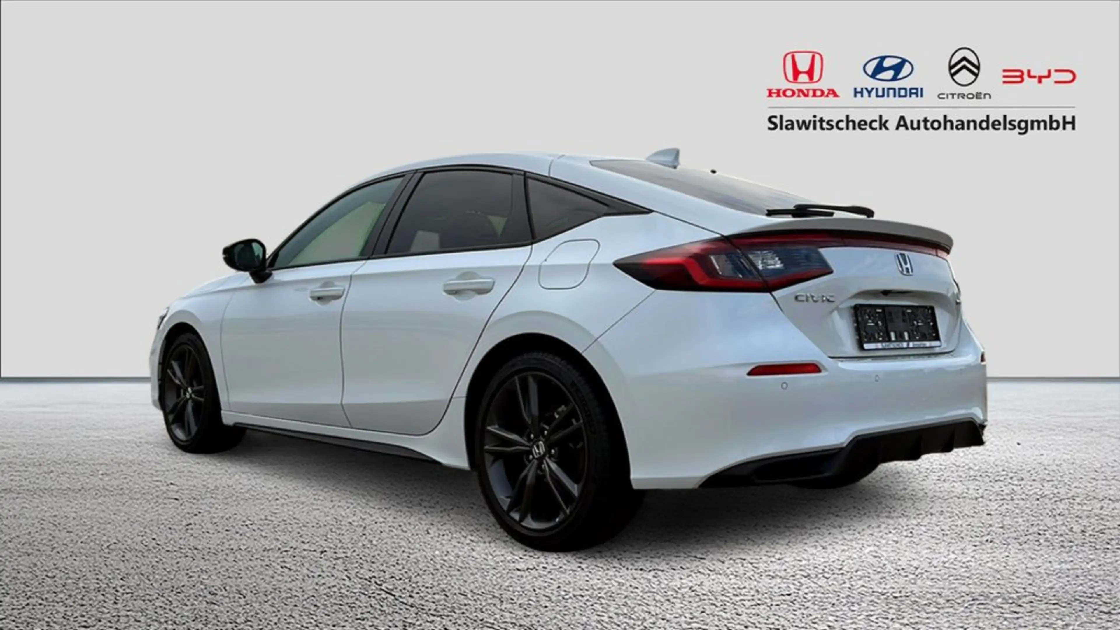 Honda Civic e:HEV 2.0 eCVT Sport — photo 3