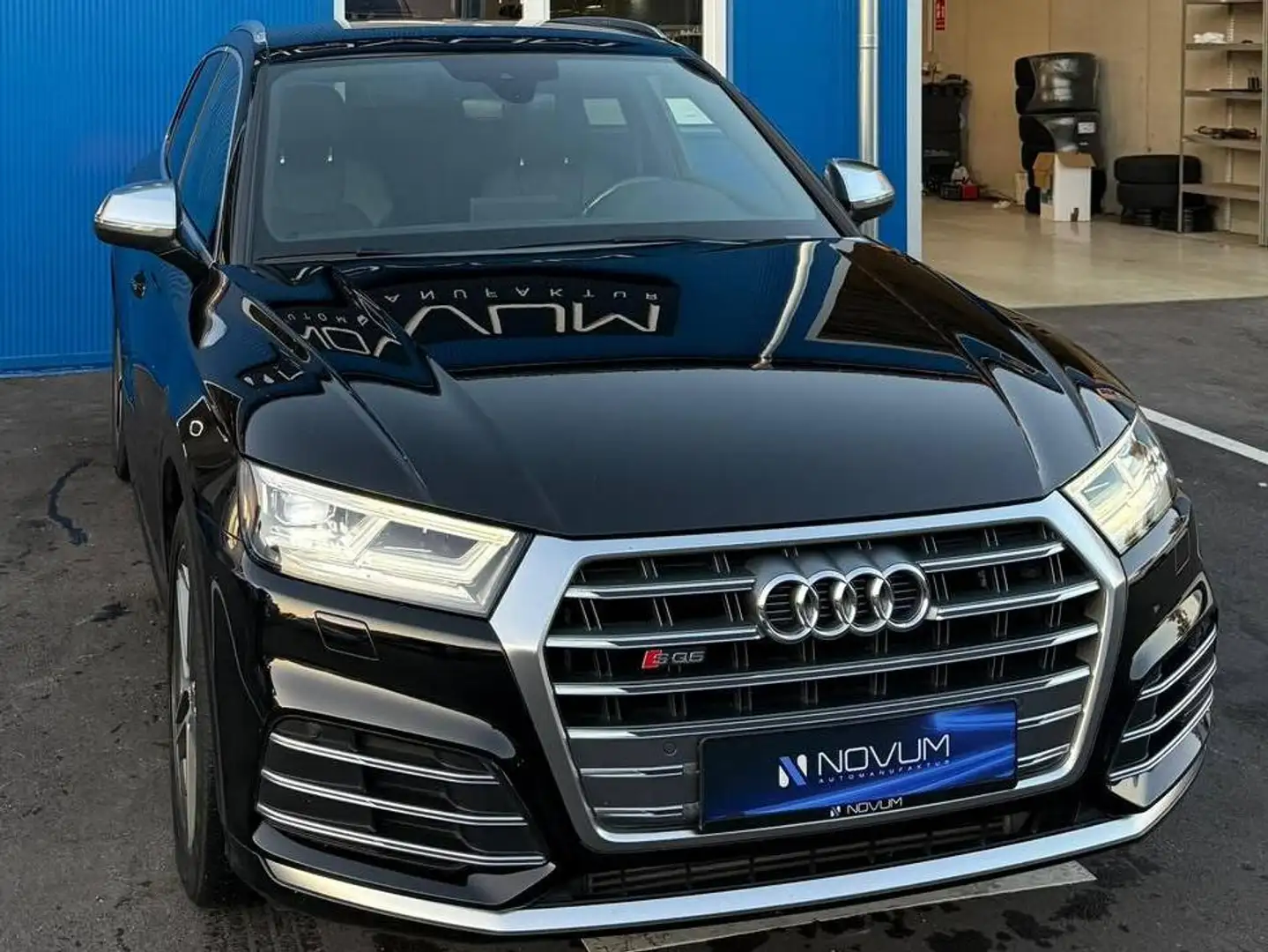 Audi SQ5 3.0 TDI quattro Schwarz - 2