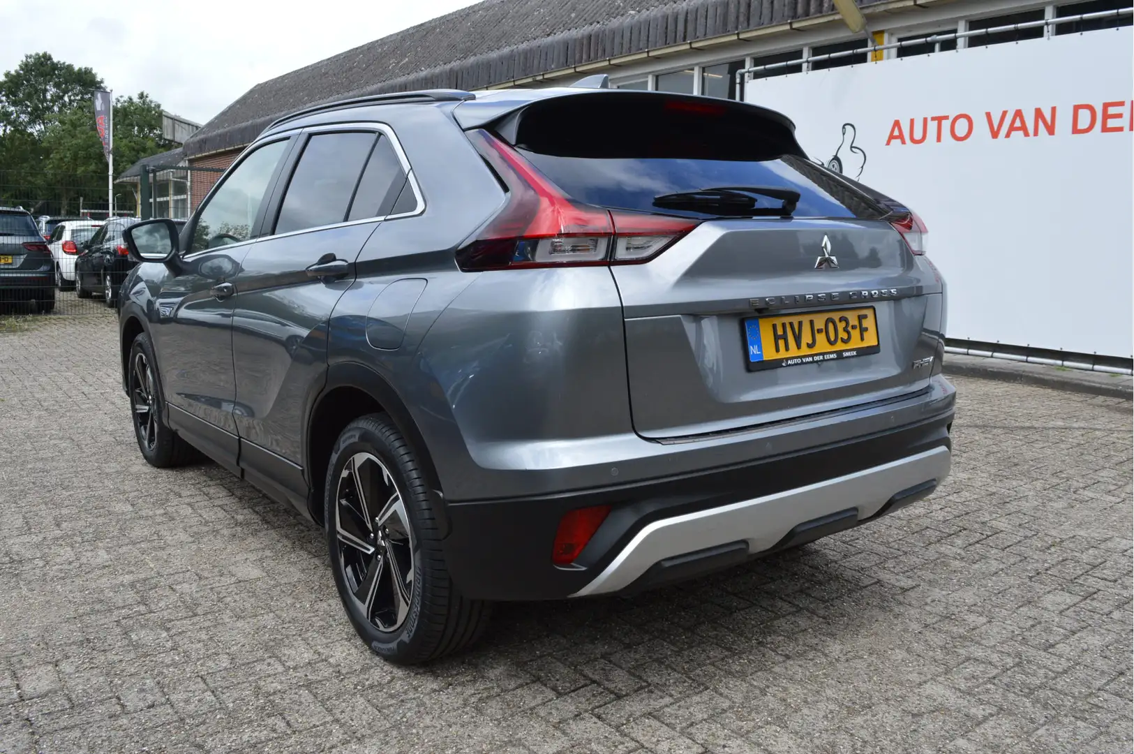 Mitsubishi Eclipse Cross 2.4 PHEV Intense + Led kopl. / Key-less / Hud / En Grijs - 2