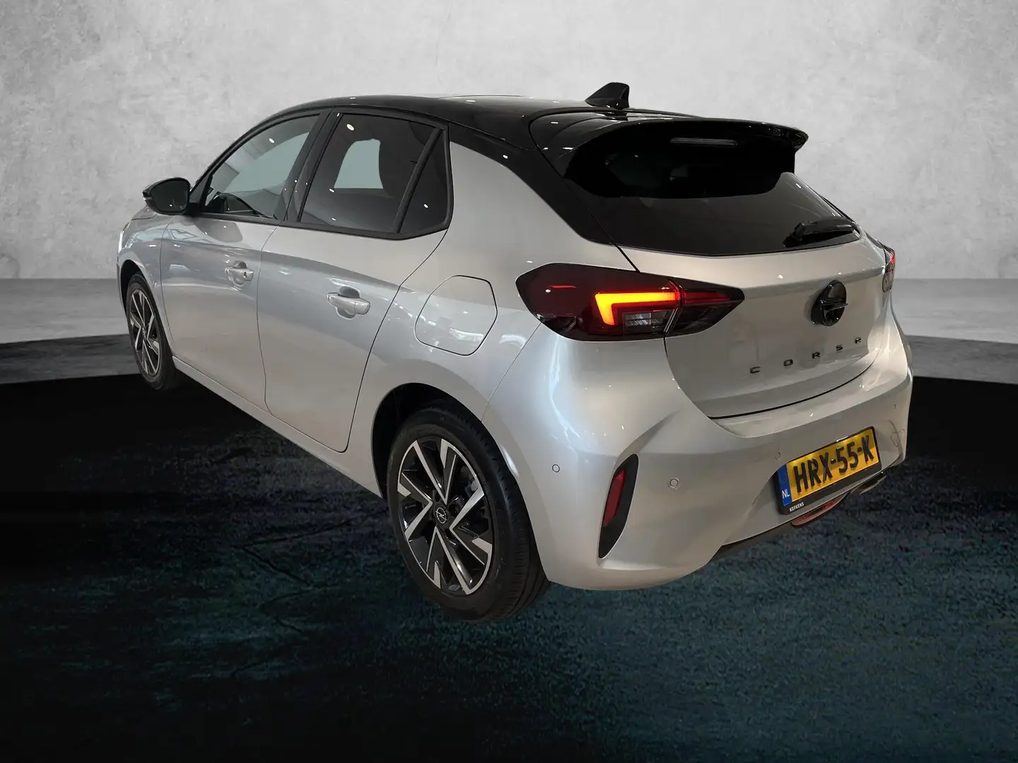 Opel Corsa 1.2 Turbo GS 130 pk | Panoramadak | Navigatie | St Grijs - 2