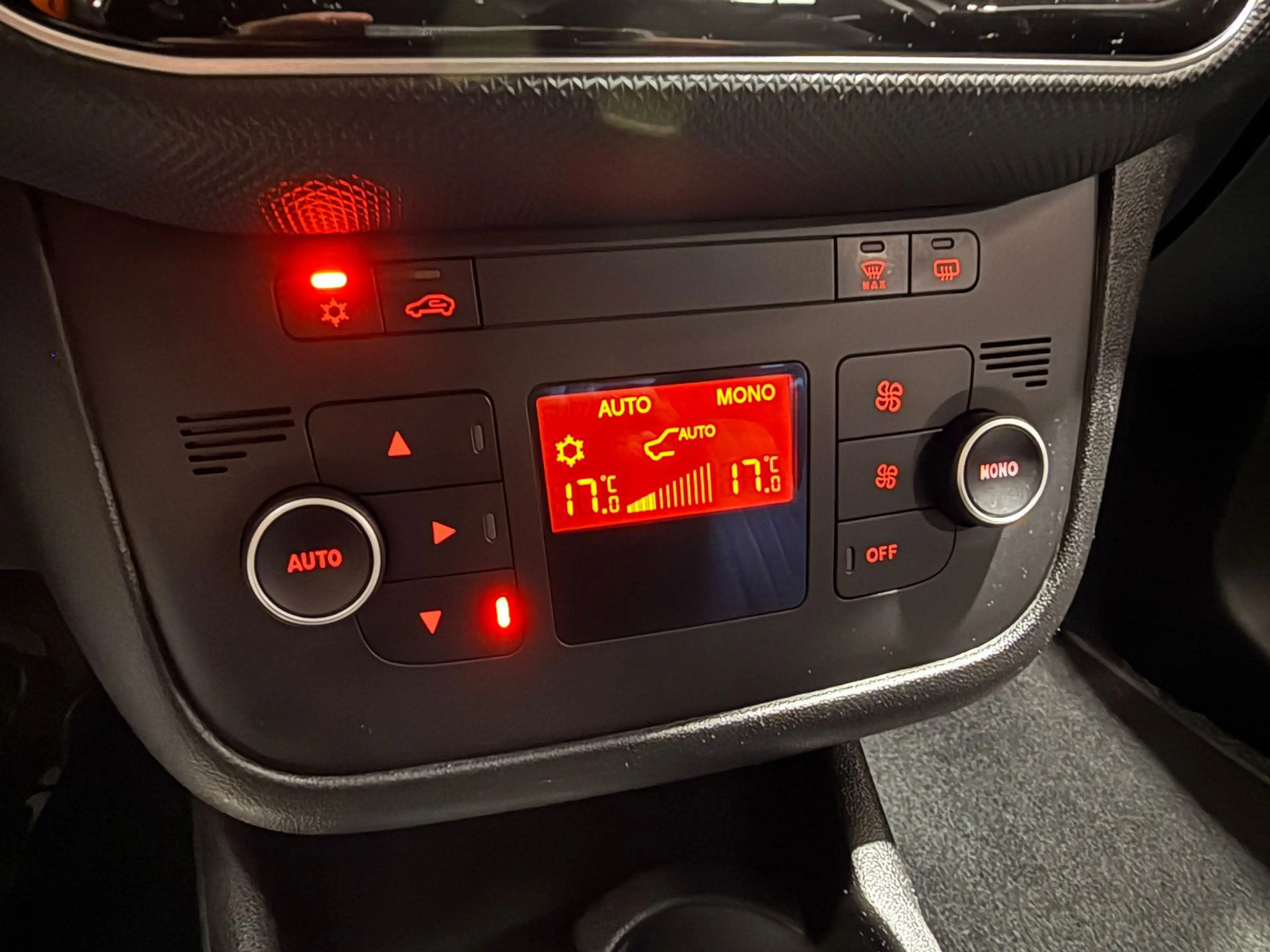 Fiat Punto Evo 0.9 TwinAir Sempre | 1e eig | Airco | Cruise | Nav — photo 18