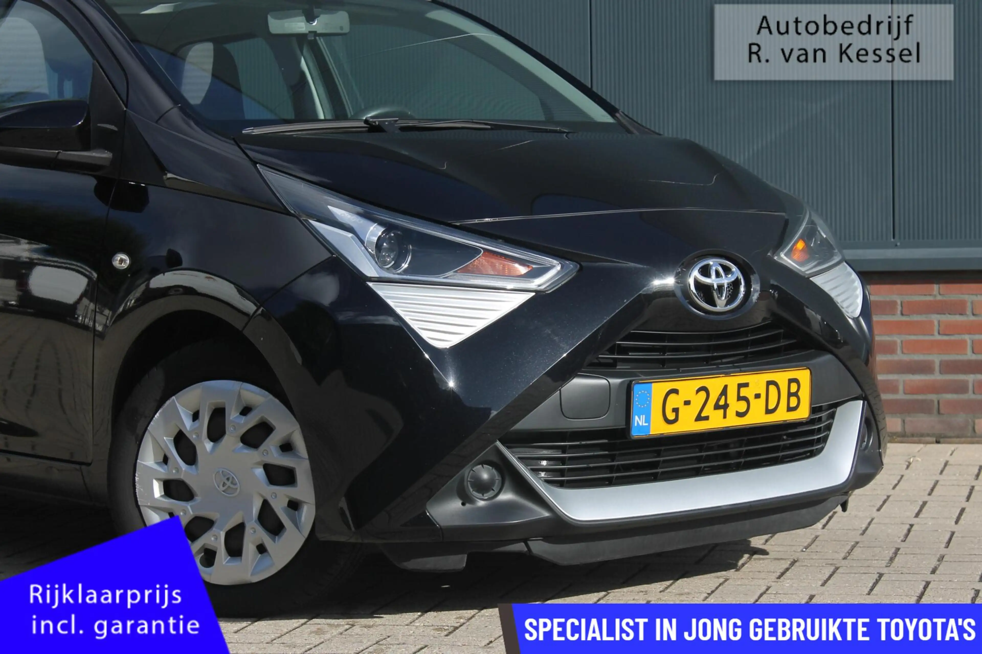 Toyota Aygo 1.0 VVT-i x-play Limited I Cabrio I Carplay I NL-a — photo 3