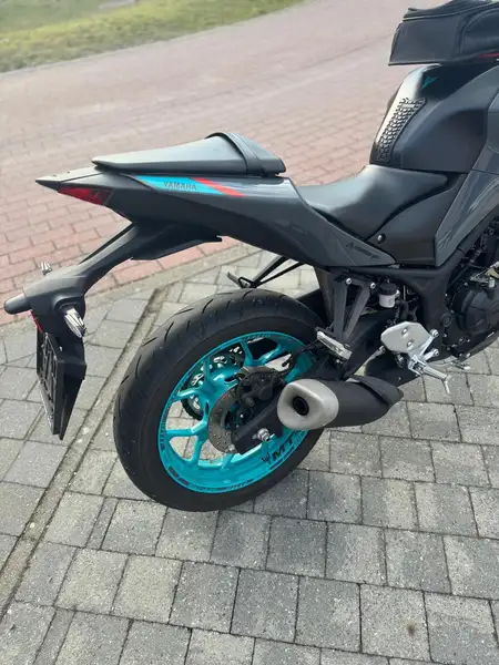 Yamaha MT-03 - foto 3