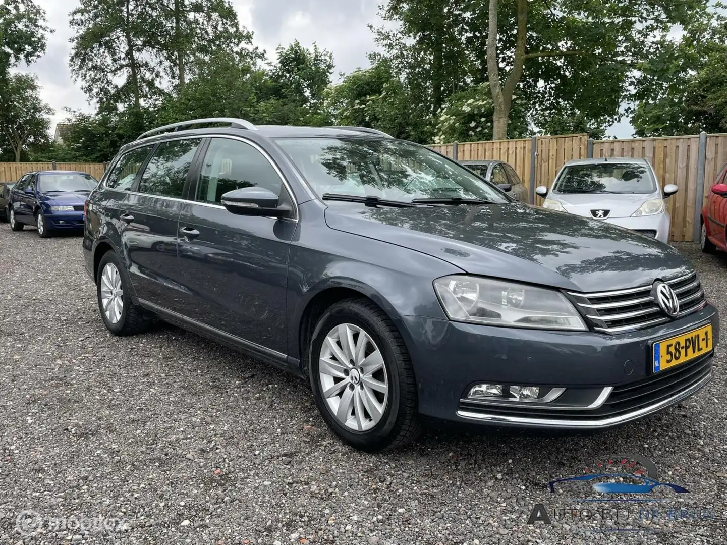 Volkswagen Passat 1.4 TSI Comfl. BlM Grijs - 2