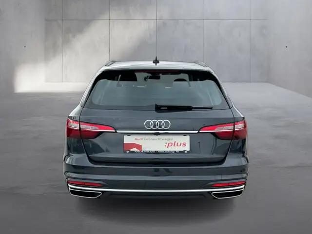Audi A4 view 5