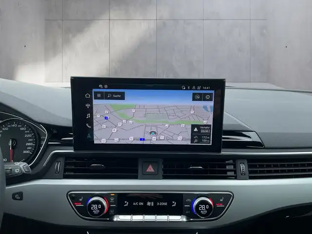 Audi A4 view 15