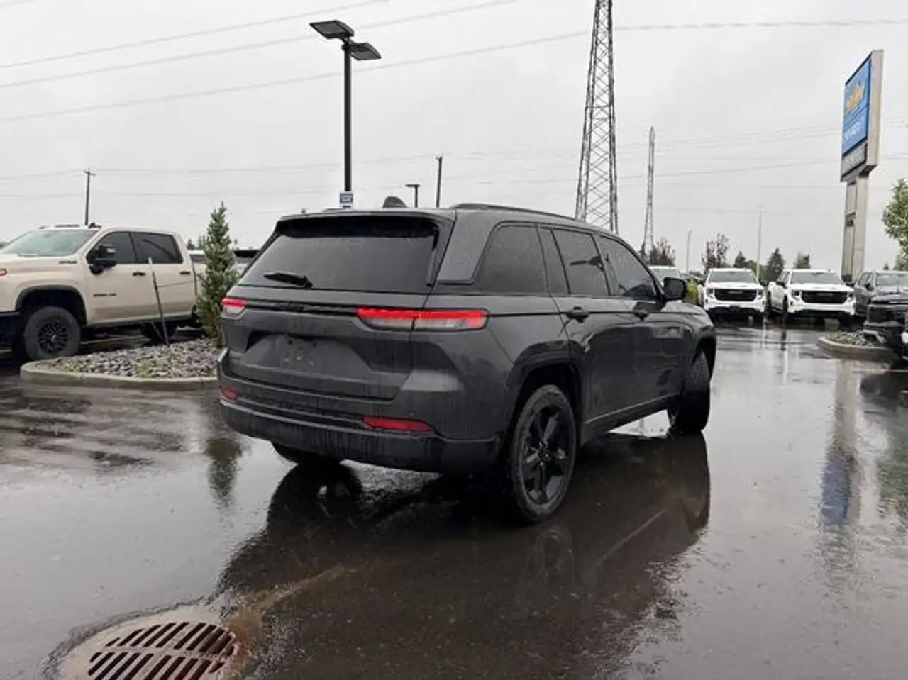 Jeep Grand Cherokee снимка Jeep Grand Cherokee