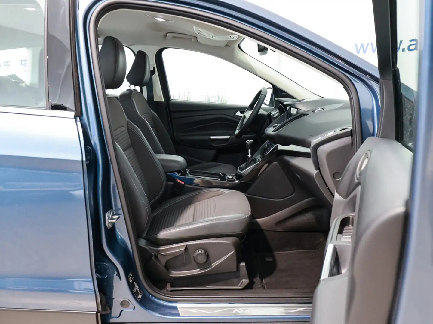 Ford Kuga Titanium1.5l EcoBoost *PRIVATVERKAUF* Blau - 2