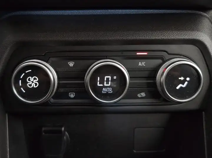 Dacia Sandero Stepway Comfort TCe 2021, foto 21