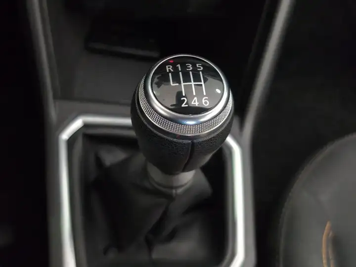 Dacia Sandero Stepway Comfort TCe 2021, foto 15