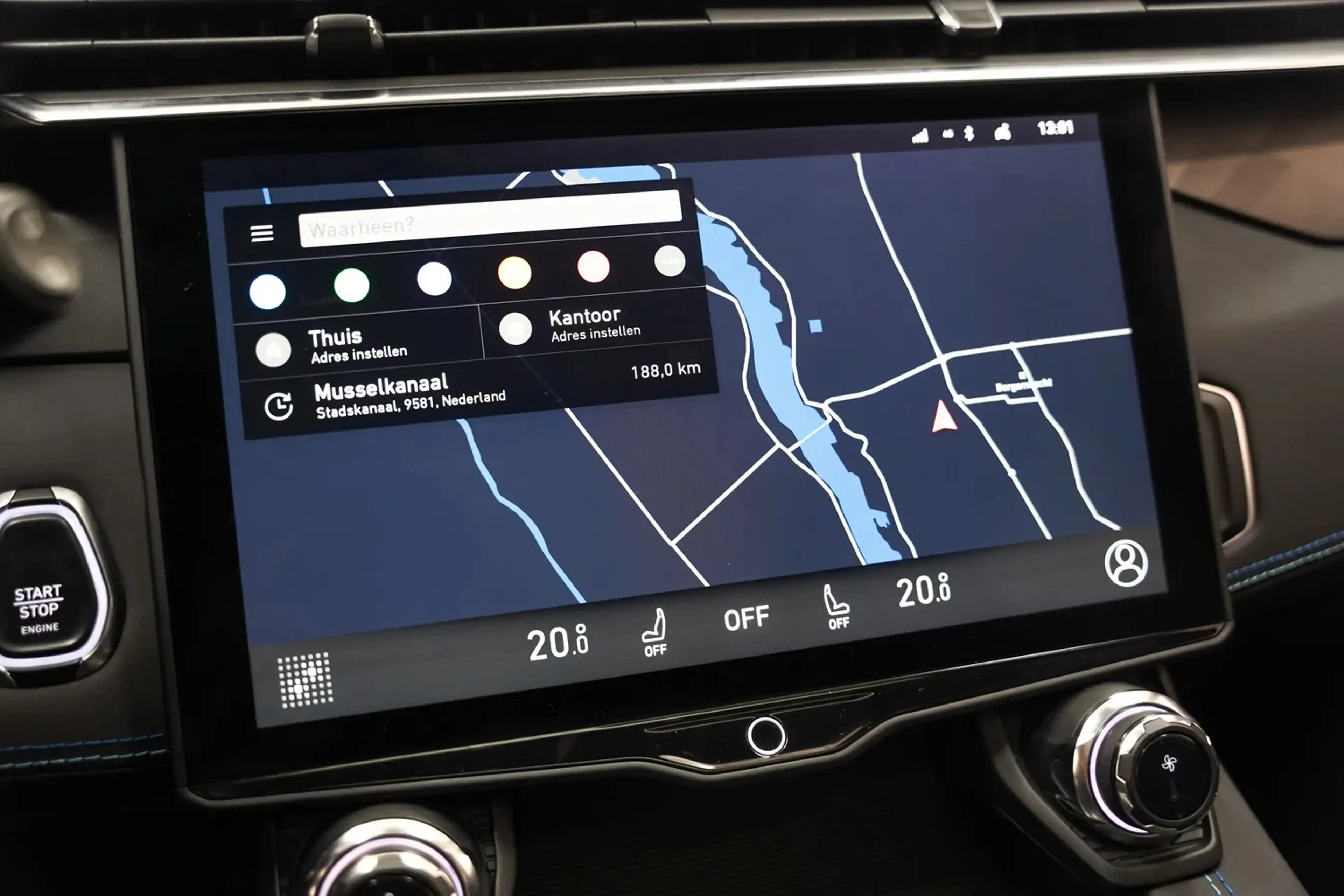 Lynk & Co 01 1.5 PHEV MY23 Blauw [ SoH 94,6% | Zwarte hemel 360 — photo 9
