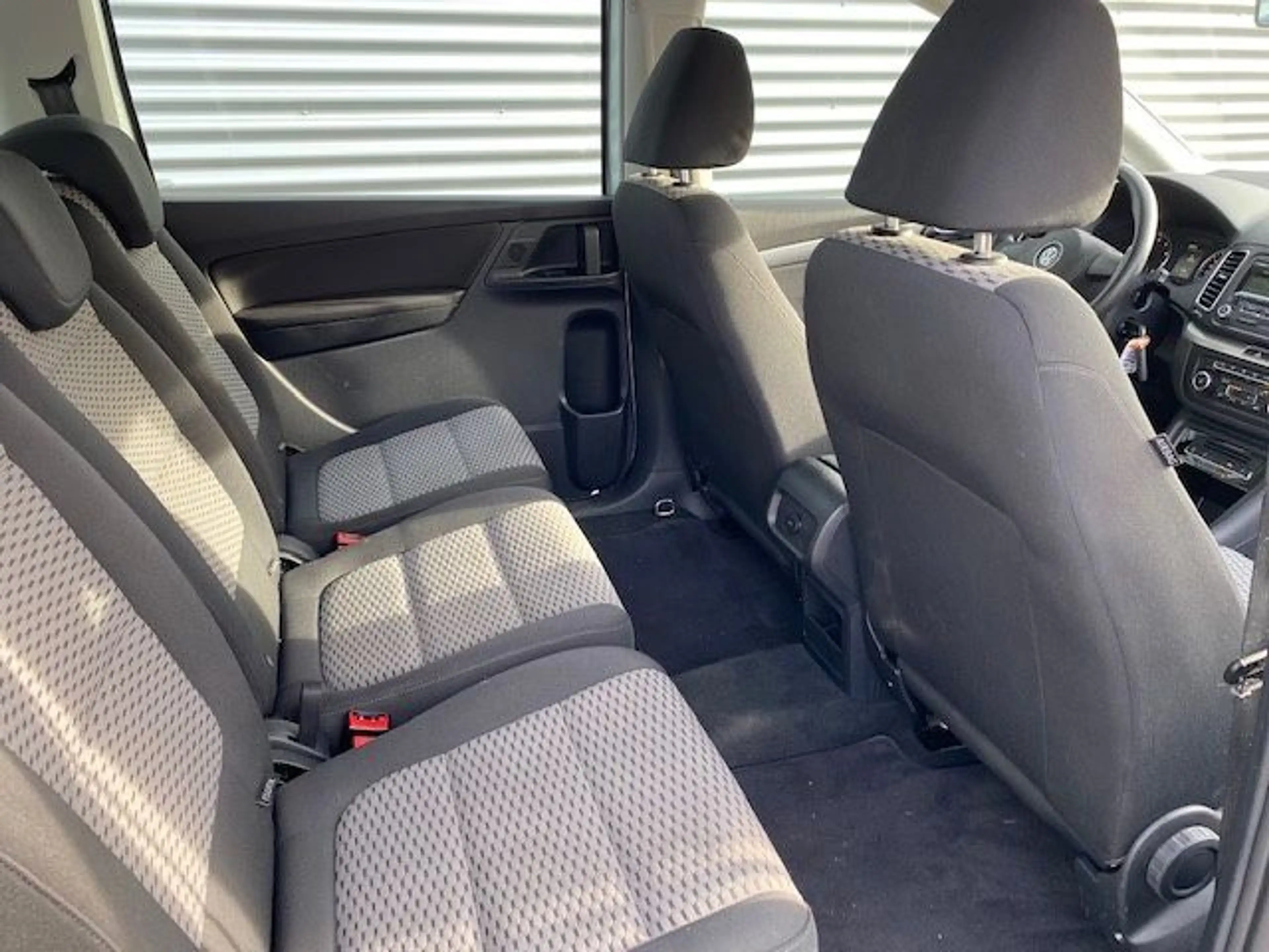 Volkswagen Sharan 1.4 TSI Trendline — photo 13