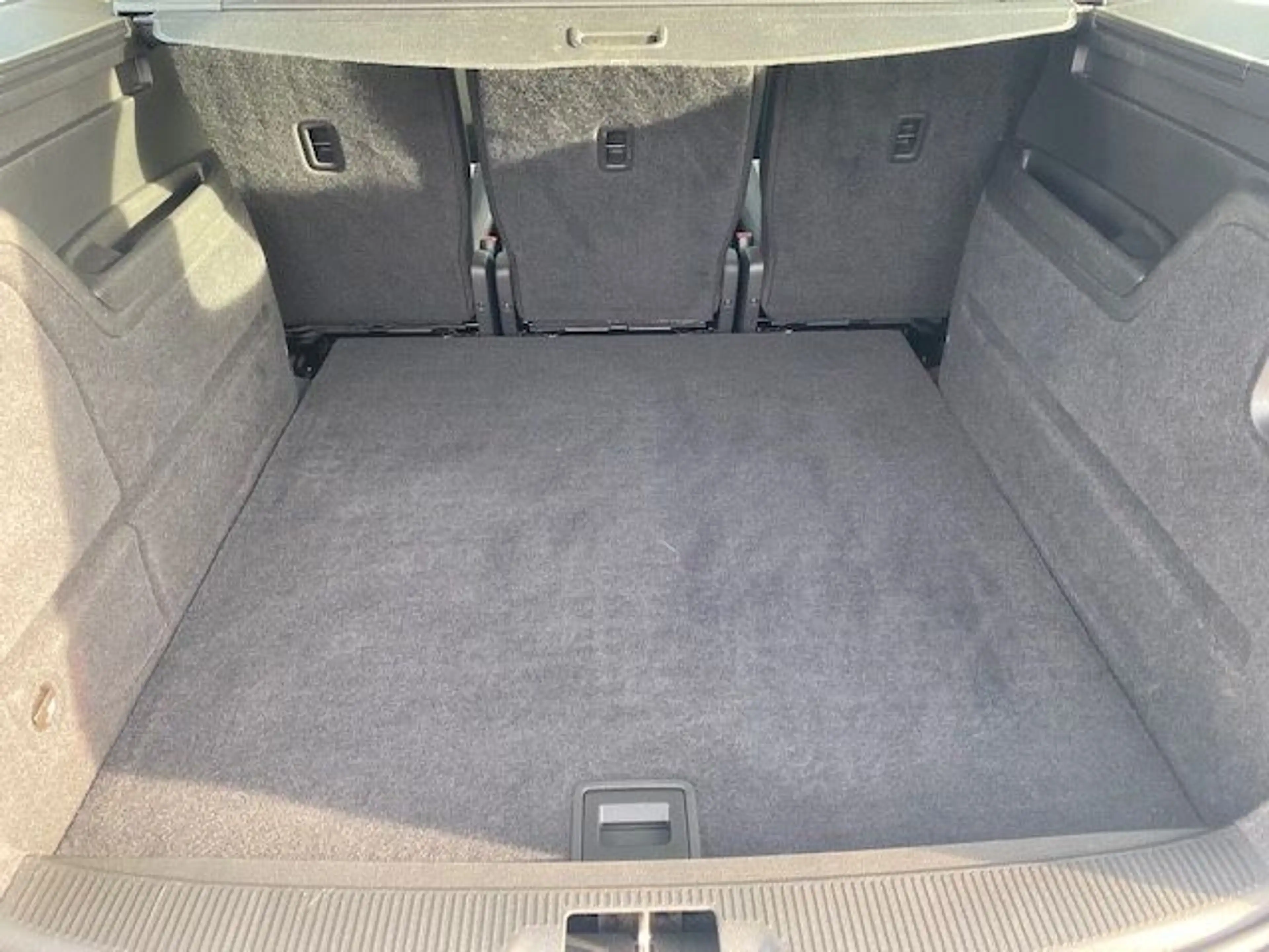 Volkswagen Sharan 1.4 TSI Trendline — photo 8