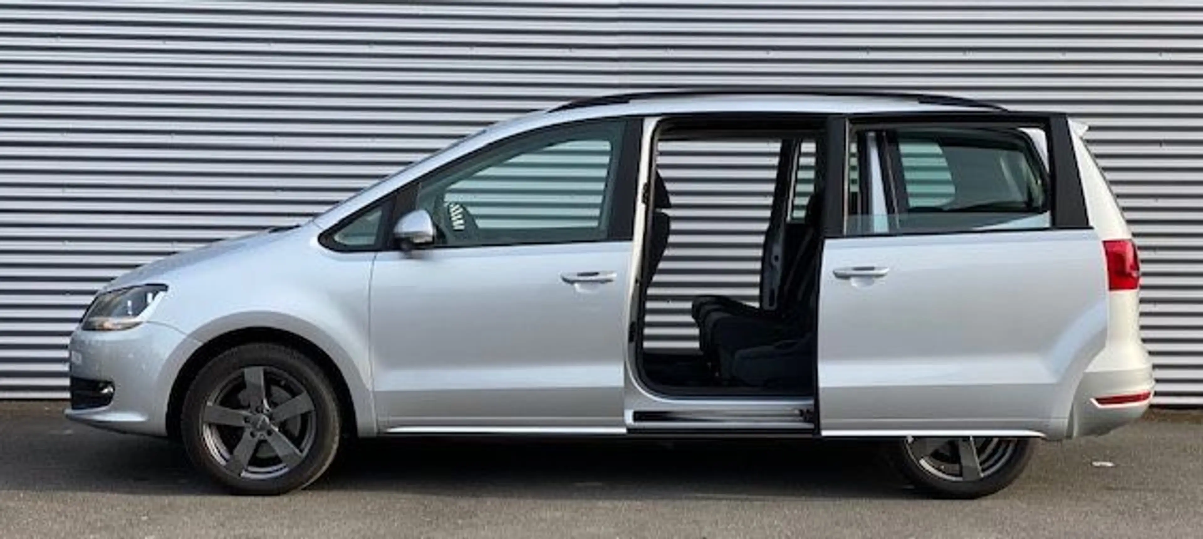 Volkswagen Sharan 1.4 TSI Trendline — photo 7