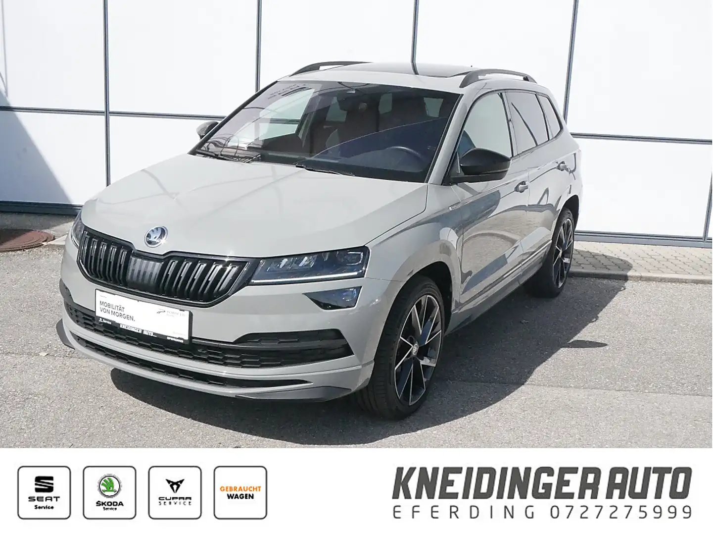 Skoda Karoq 2,0 TDI SCR 4x4 Sportline DSG, RÜFA, Panoramada... Grau - 1