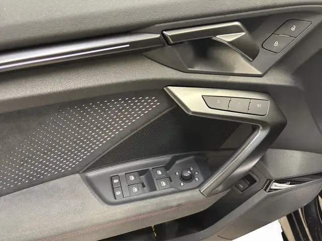 Audi RS3 view 12