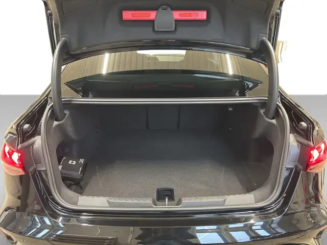 Audi RS3 view 9