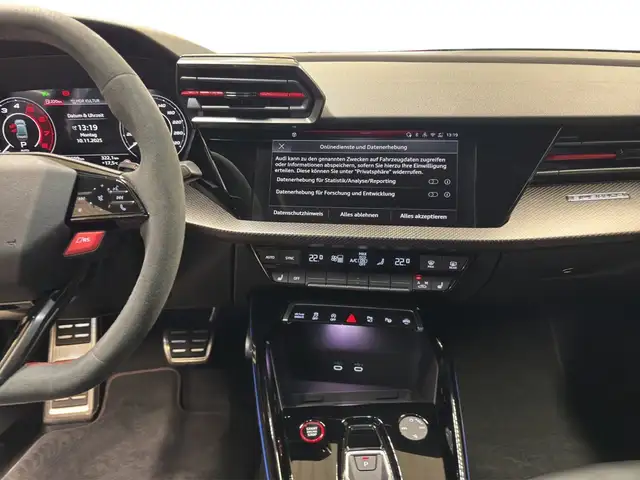 Audi RS3 view 15