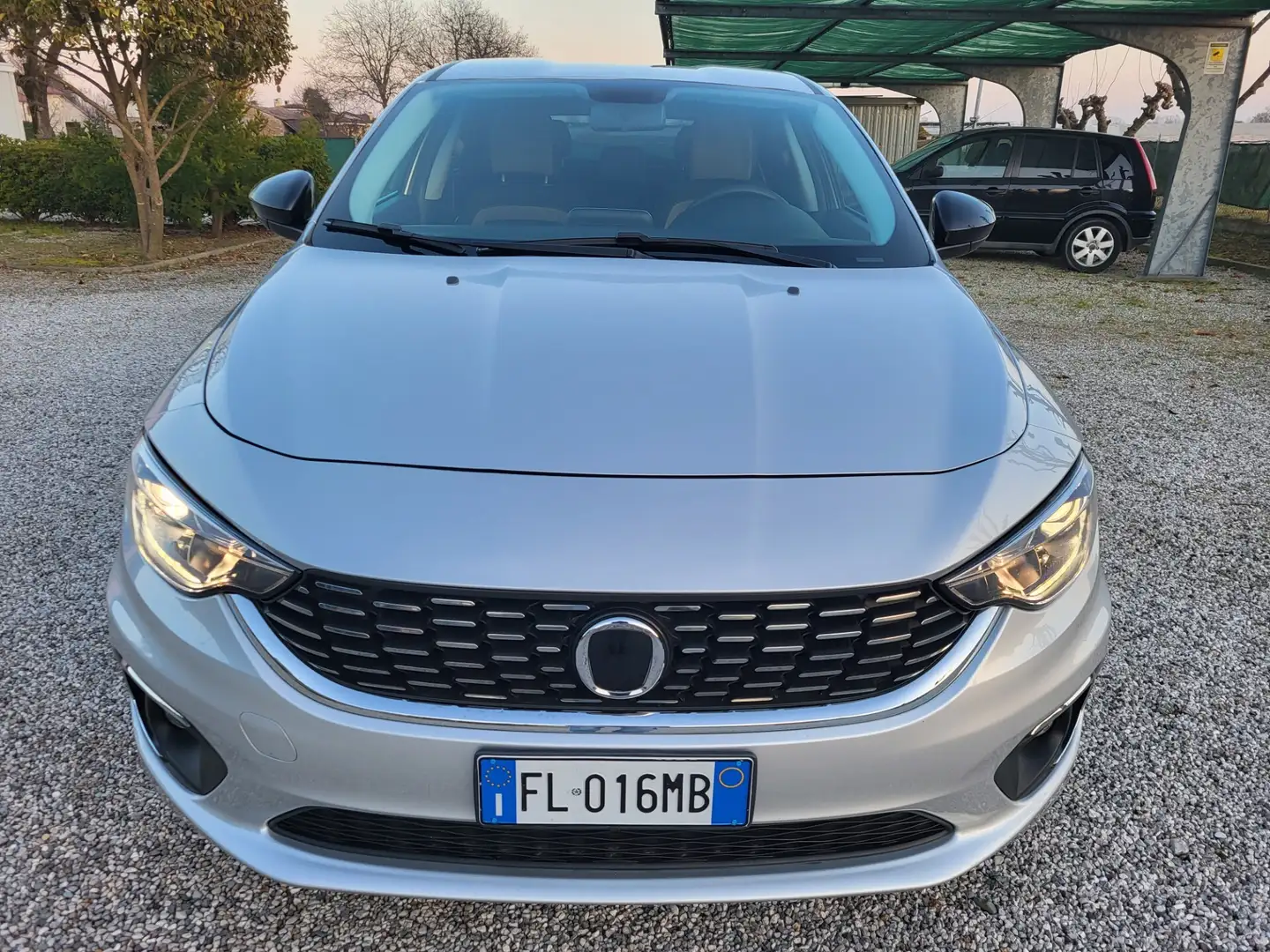 Fiat Tipo Tipo 1.4 T-Jet 120CV GPL 5 porte Lounge Gris - 2