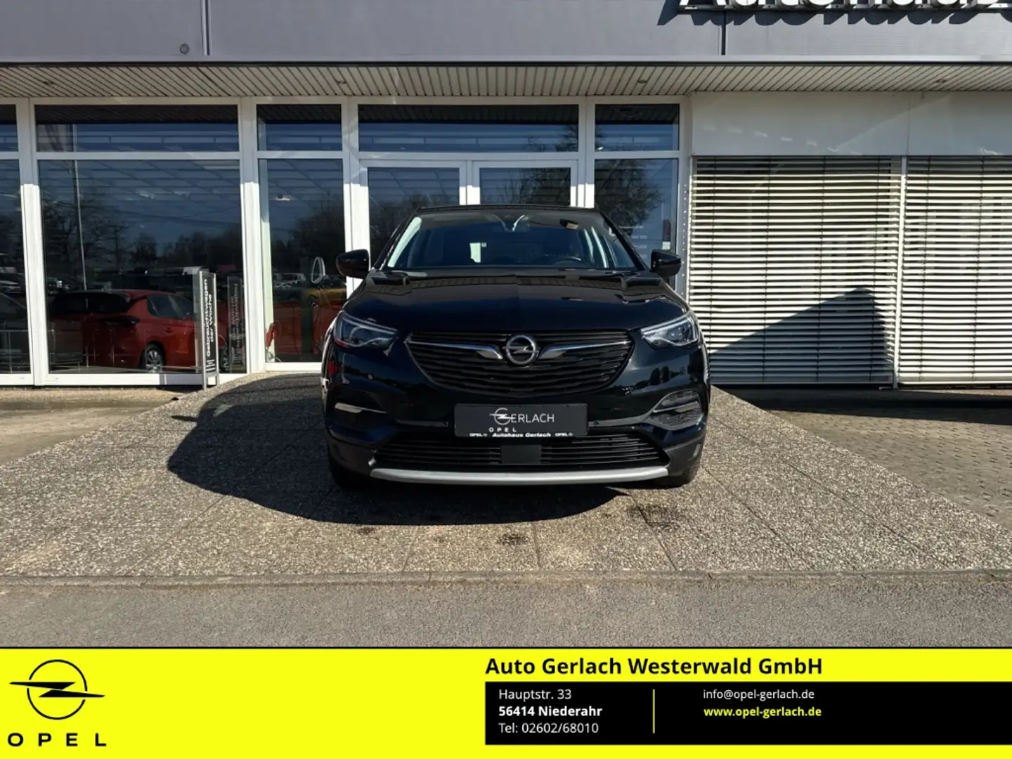 Opel Grandland INNOVATION Plug-in-Hybrid 4 1.6 Turbo Hybrid EU6d Schwarz - 2