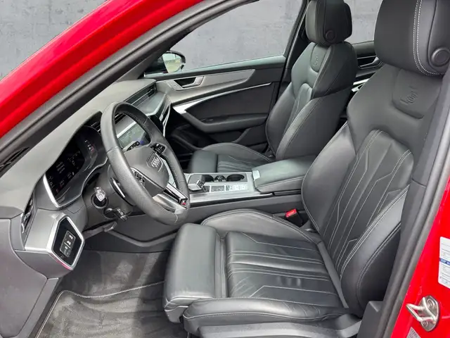 Audi A6 view 12