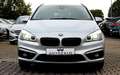 BMW 218 218d Sport Line/SHEFT/NAVI/SHZ/PDC/RCAM/8FACH/BT Silber - thumbnail 2
