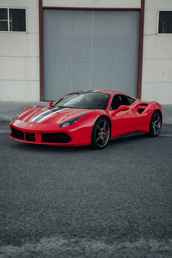 Ferrari 488 GTB Rojo - 1