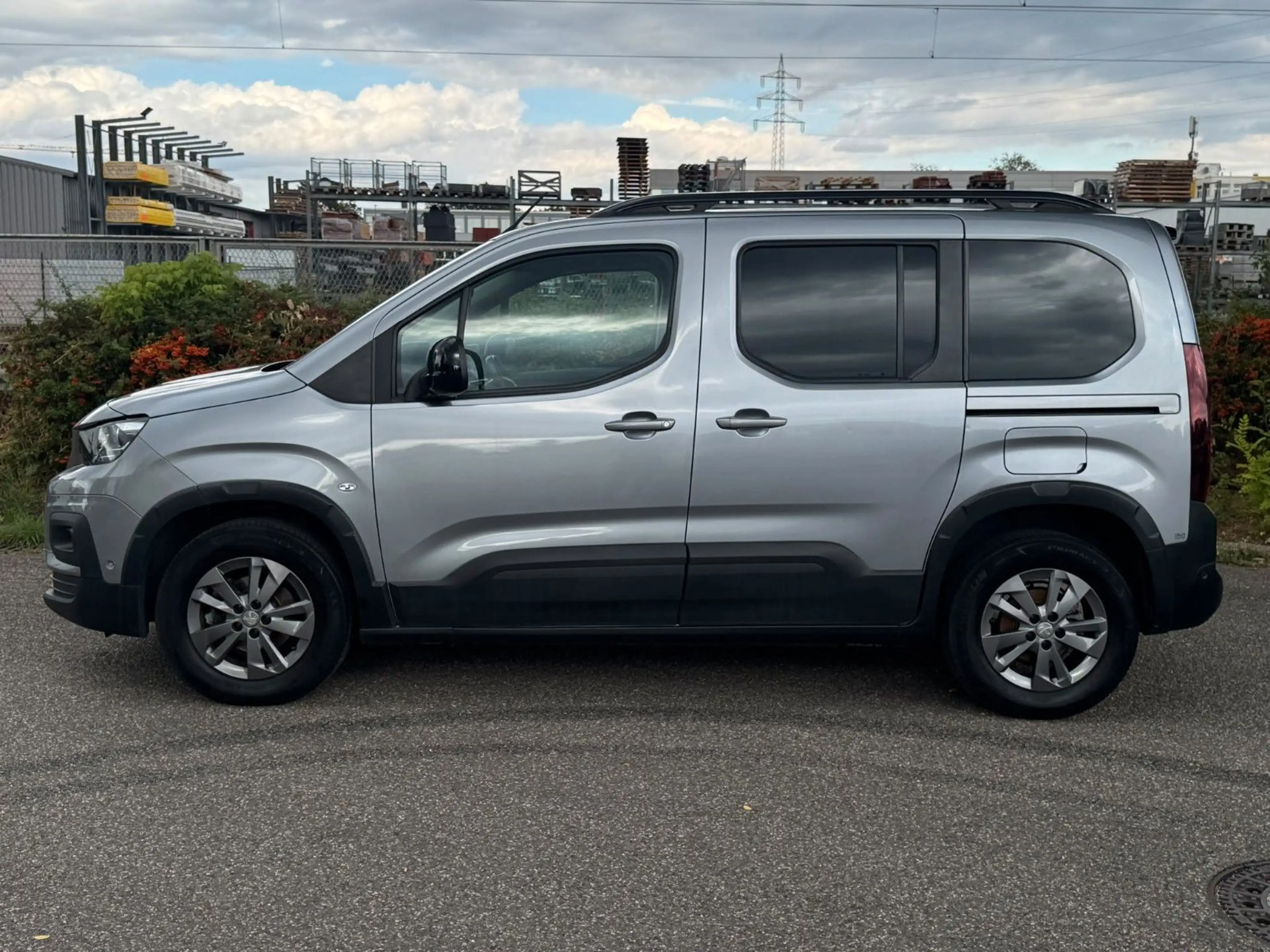 Peugeot Rifter RIFTER 1.5 HDI AllURE KLIMA NAVI KAMERA AHK TÜV — photo 2