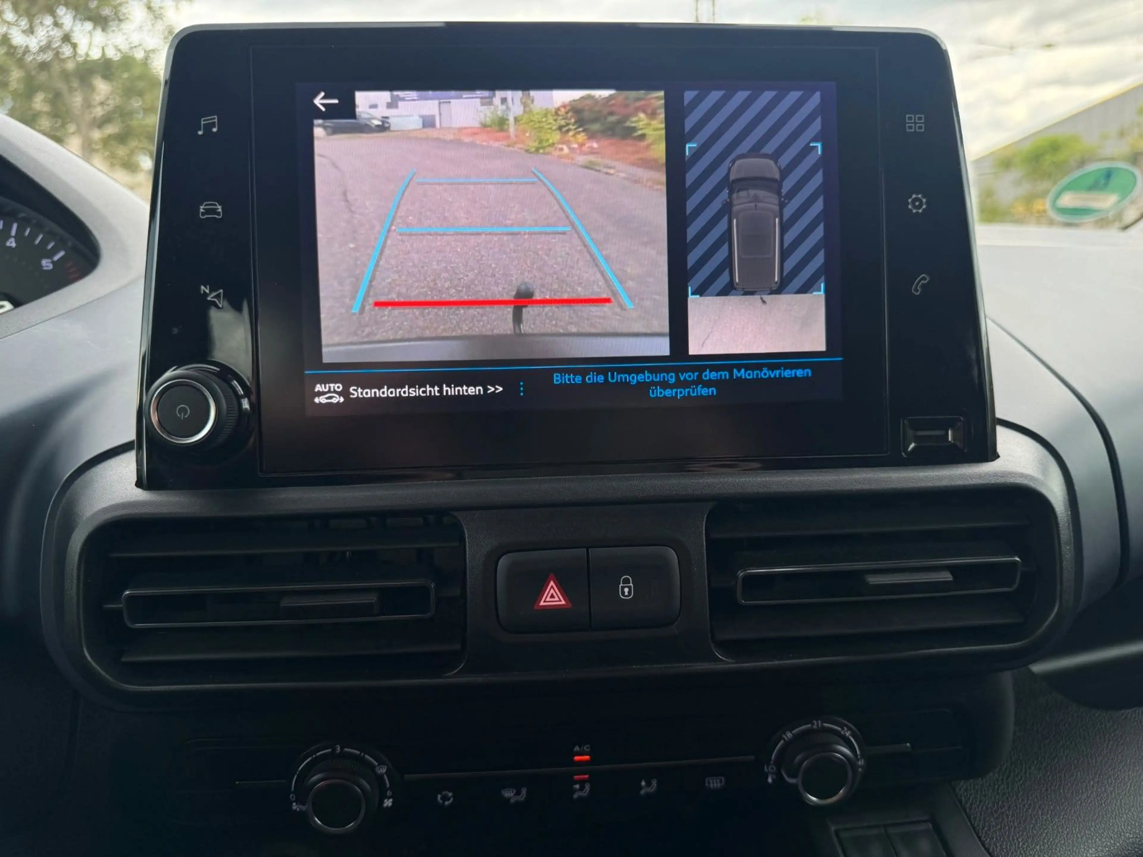 Peugeot Rifter RIFTER 1.5 HDI AllURE KLIMA NAVI KAMERA AHK TÜV — photo 12