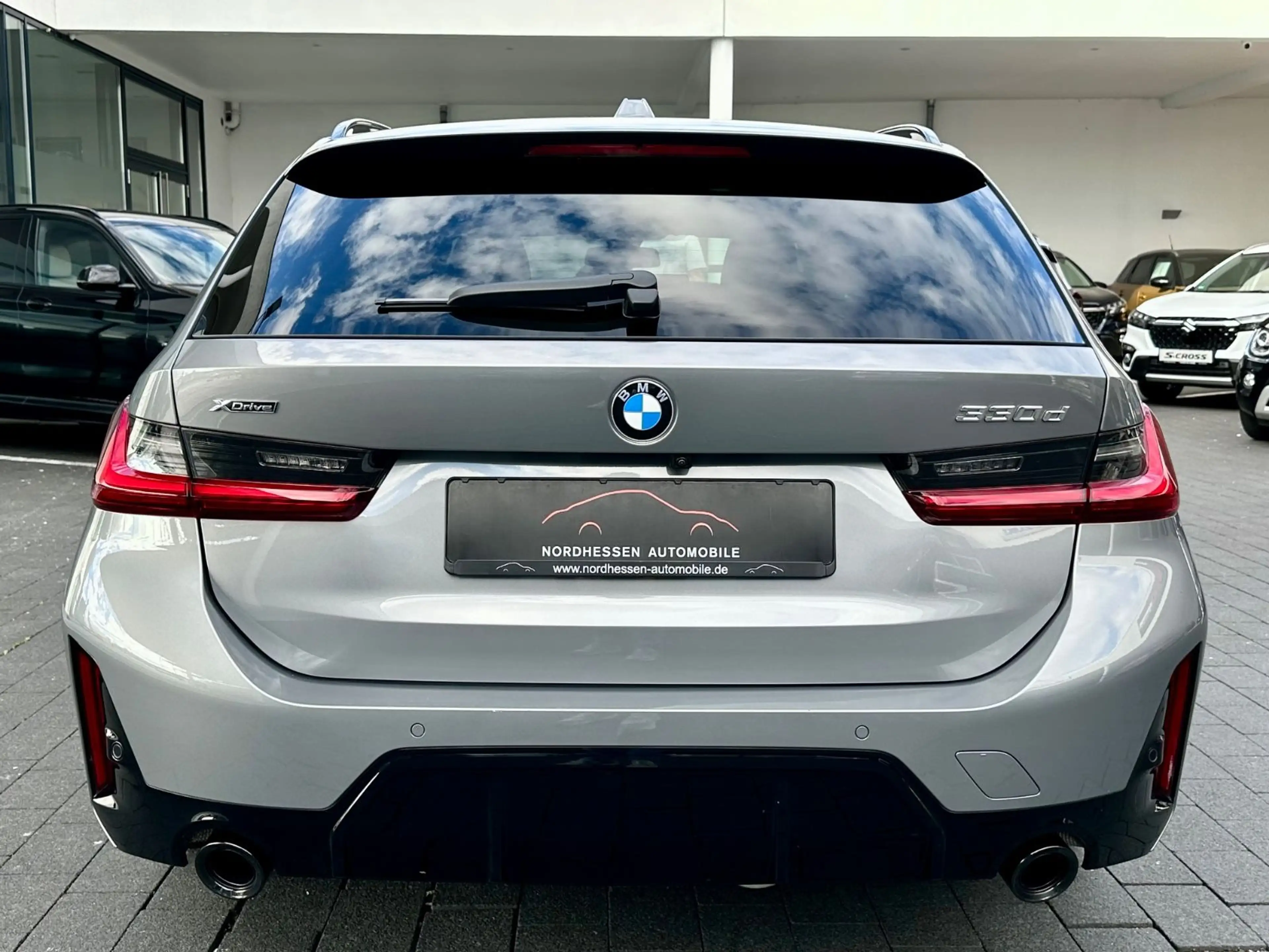 BMW 330 d xDrive Touring M Sport | Panorama | AHK — photo 7